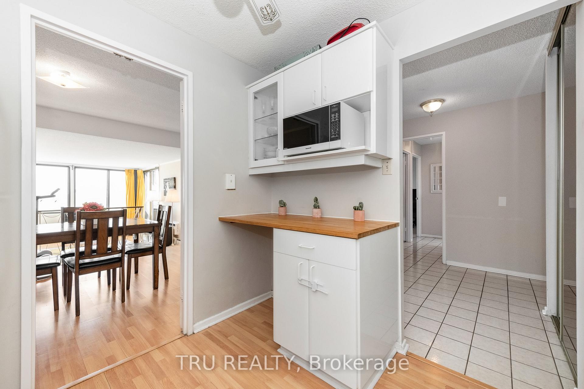 Photo 6 of Unit 805, 415 Greenview Avenue, Ottawa, Britannia — HOMEH