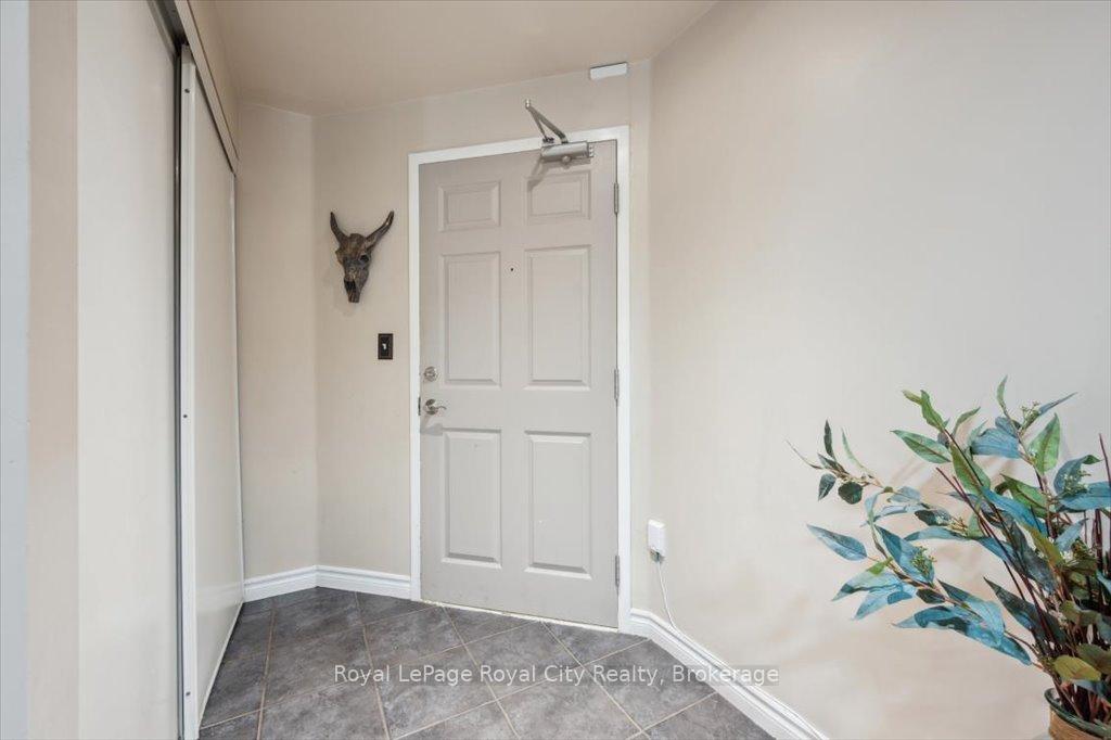 Photo 6 of Unit 101, 308 Watson Parkway N, Guelph, Grange Road — HOMEH