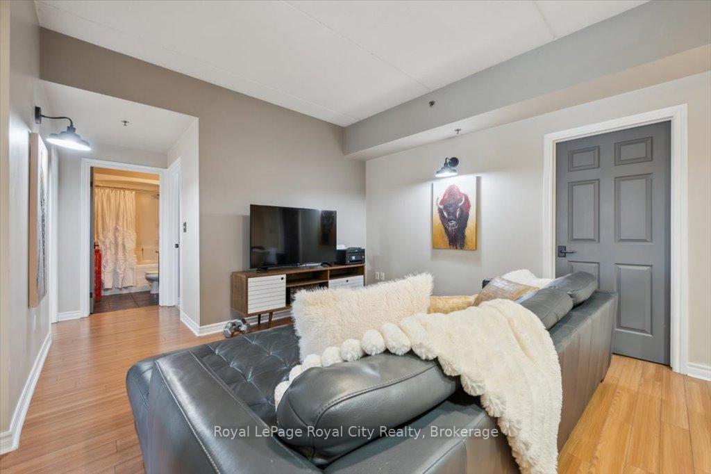 Photo 11 of Unit 101, 308 Watson Parkway N, Guelph, Grange Road — HOMEH