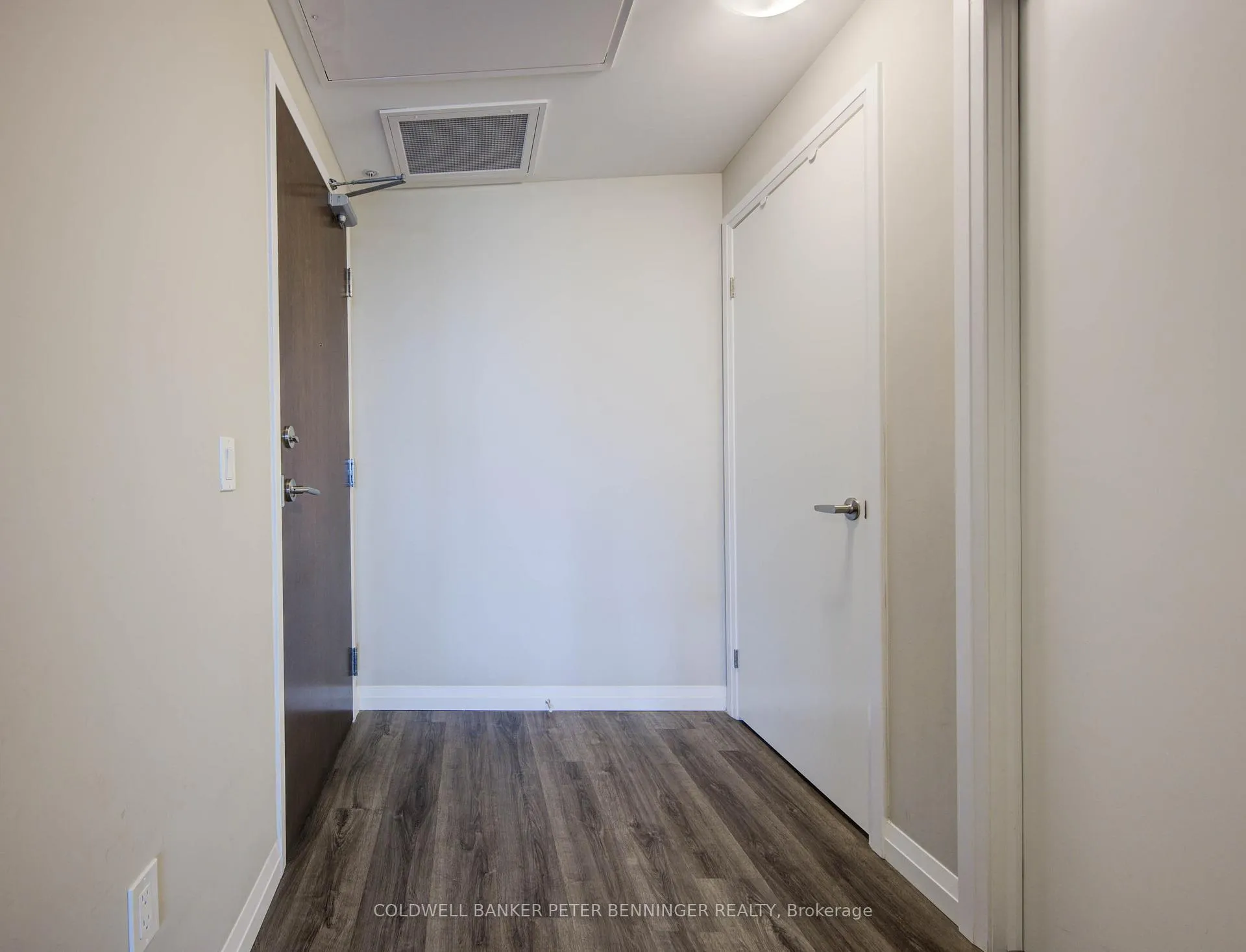 Photo 12 of Unit 1807, 108 Garment Street, Kitchener — HOMEH