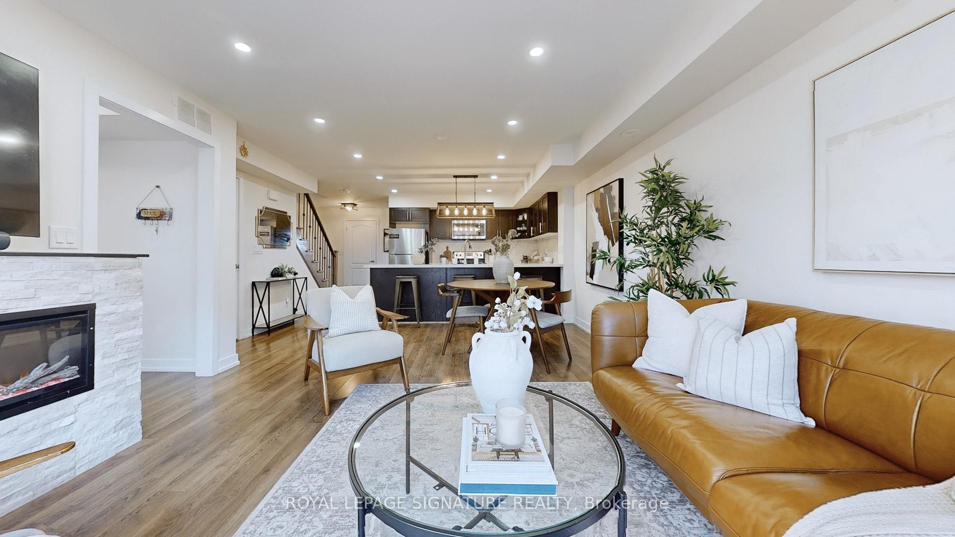 Photo 5 of Unit 1010, 55 Lindcrest Manor, Markham, Cornell — HOMEH