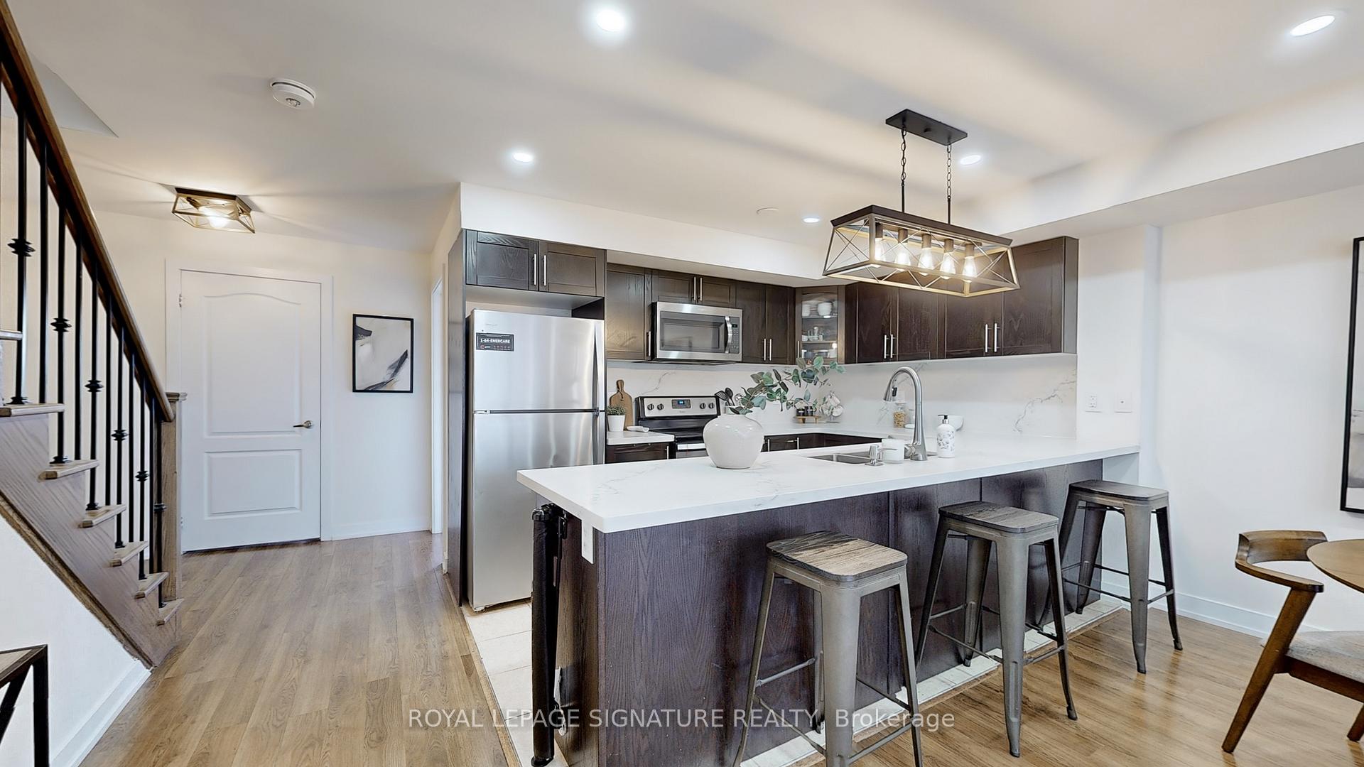 Photo 7 of Unit 1010, 55 Lindcrest Manor, Markham, Cornell — HOMEH