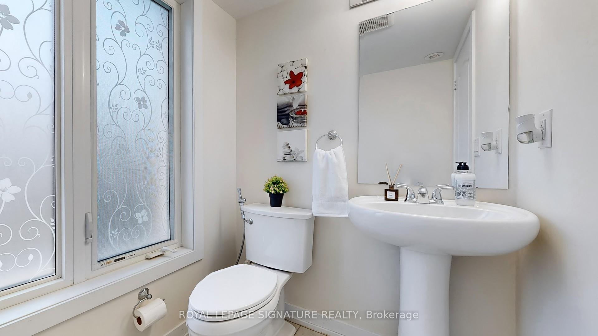 Photo 11 of Unit 1010, 55 Lindcrest Manor, Markham, Cornell — HOMEH