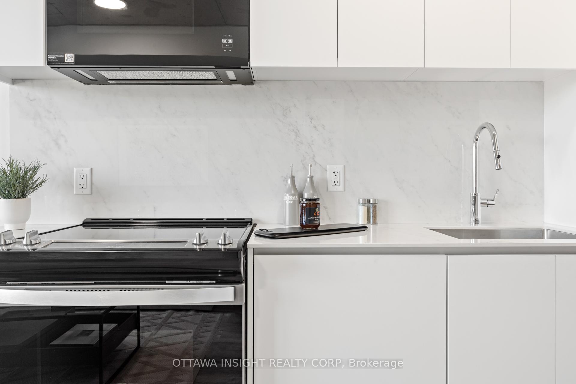 Photo 4 of Unit 212, 2140 Baseline Road, Ottawa, Centrepointe — HOMEH