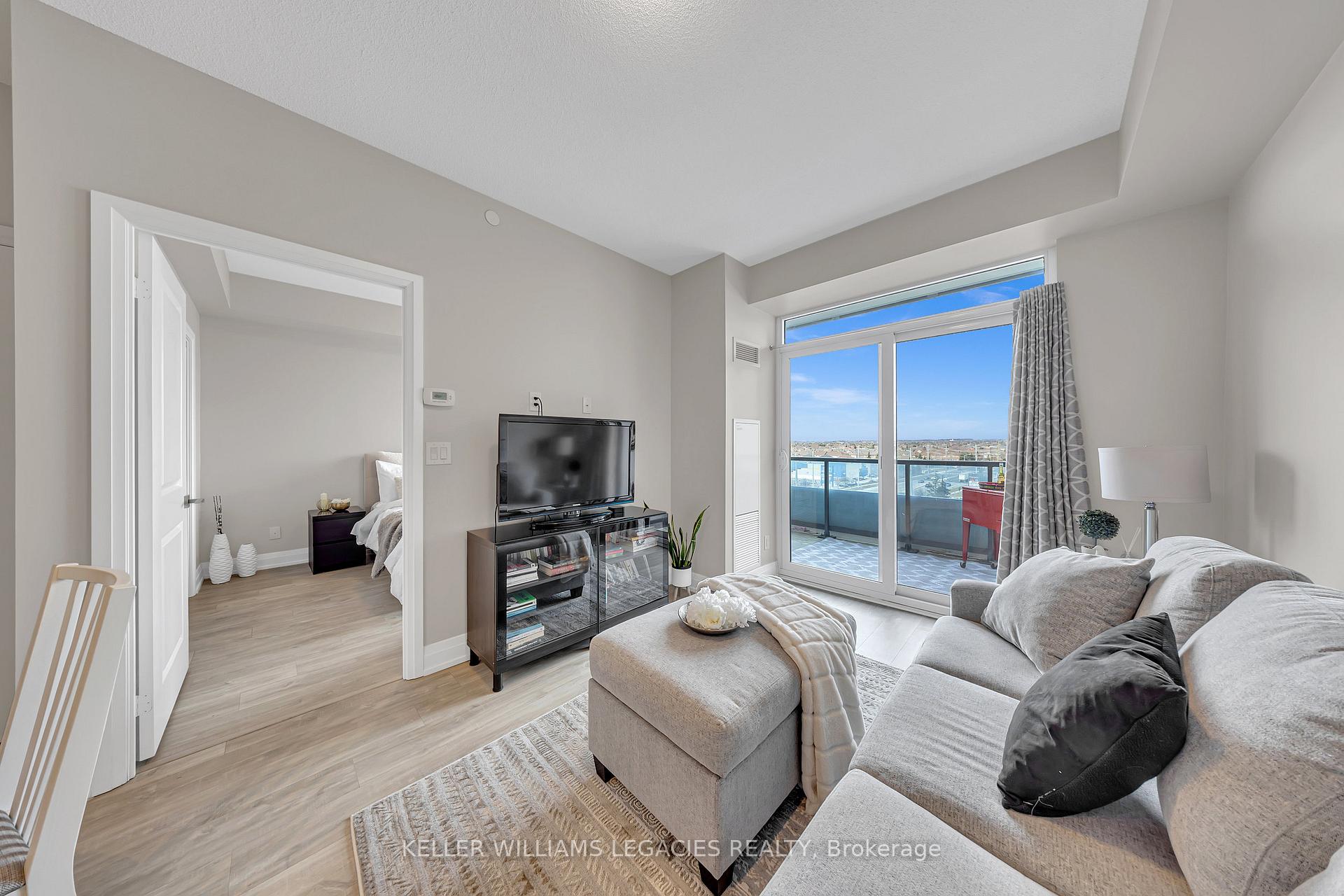 Photo 1 of Unit 610, 3700 Highway 7 Road, Vaughan, Vaughan Corporate Centre — HOMEH