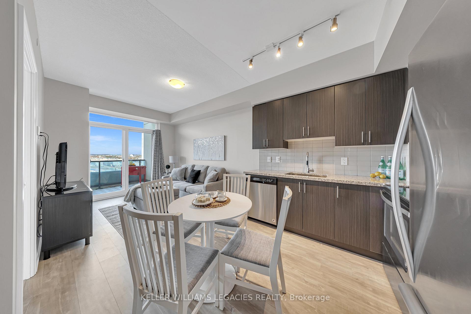 Photo 2 of Unit 610, 3700 Highway 7 Road, Vaughan, Vaughan Corporate Centre — HOMEH
