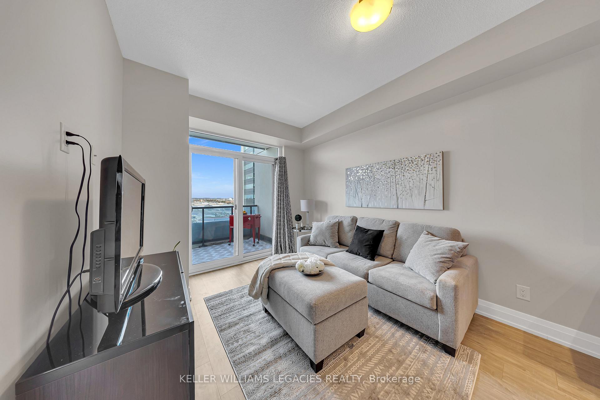 Photo 11 of Unit 610, 3700 Highway 7 Road, Vaughan, Vaughan Corporate Centre — HOMEH