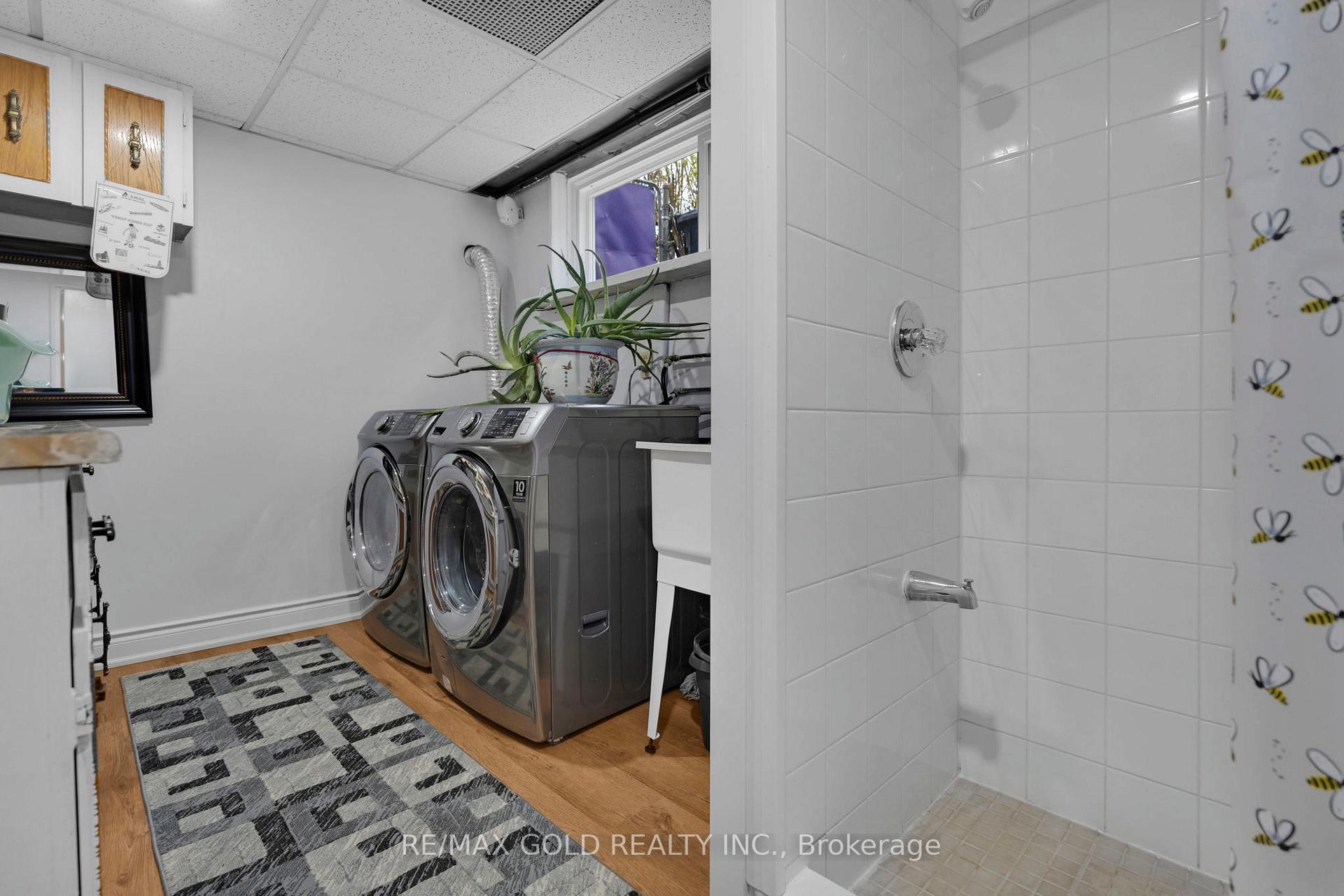 Photo 24 of 10 Eringate Road, Brampton, Southgate — HOMEH