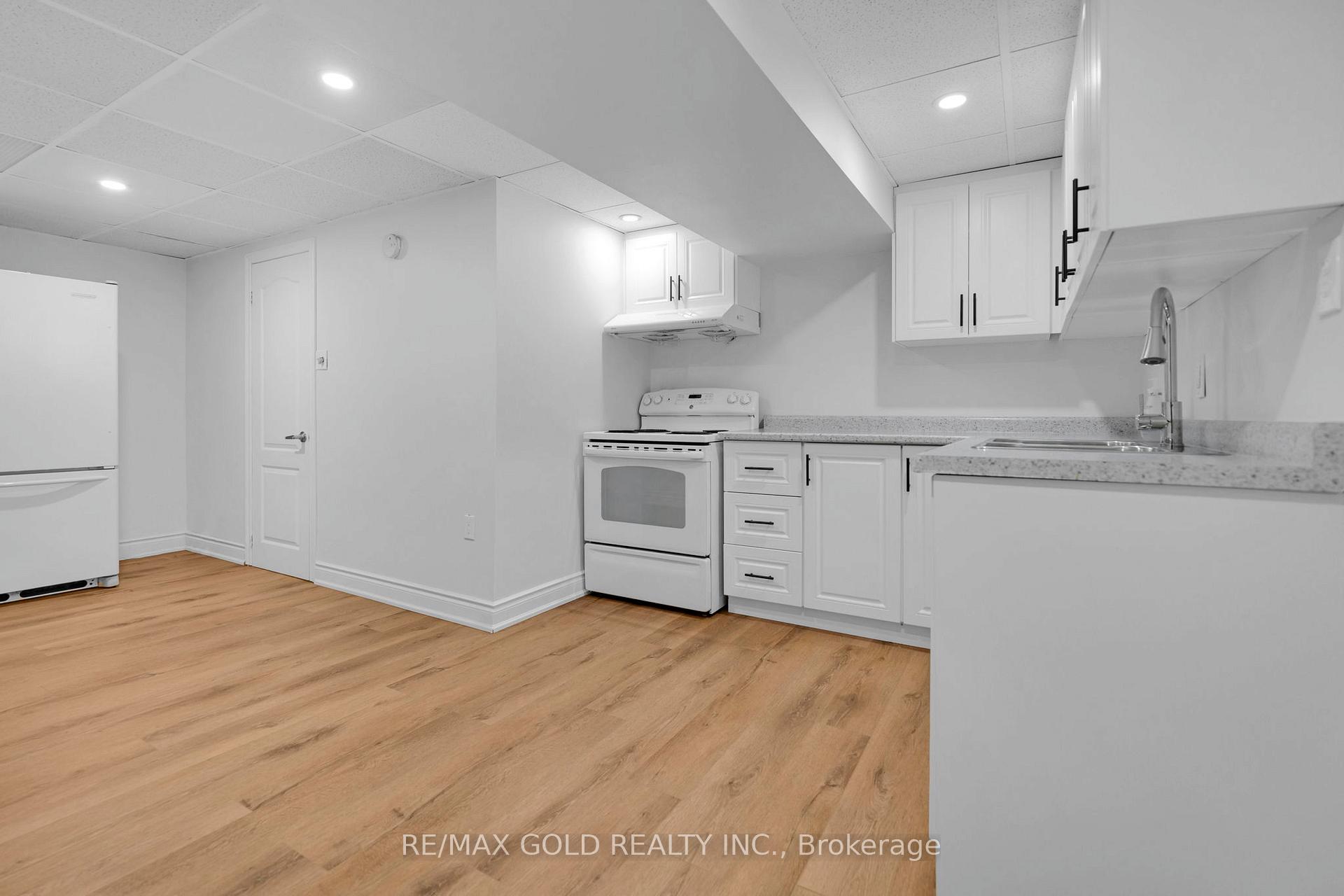 Photo 26 of 10 Eringate Road, Brampton, Southgate — HOMEH