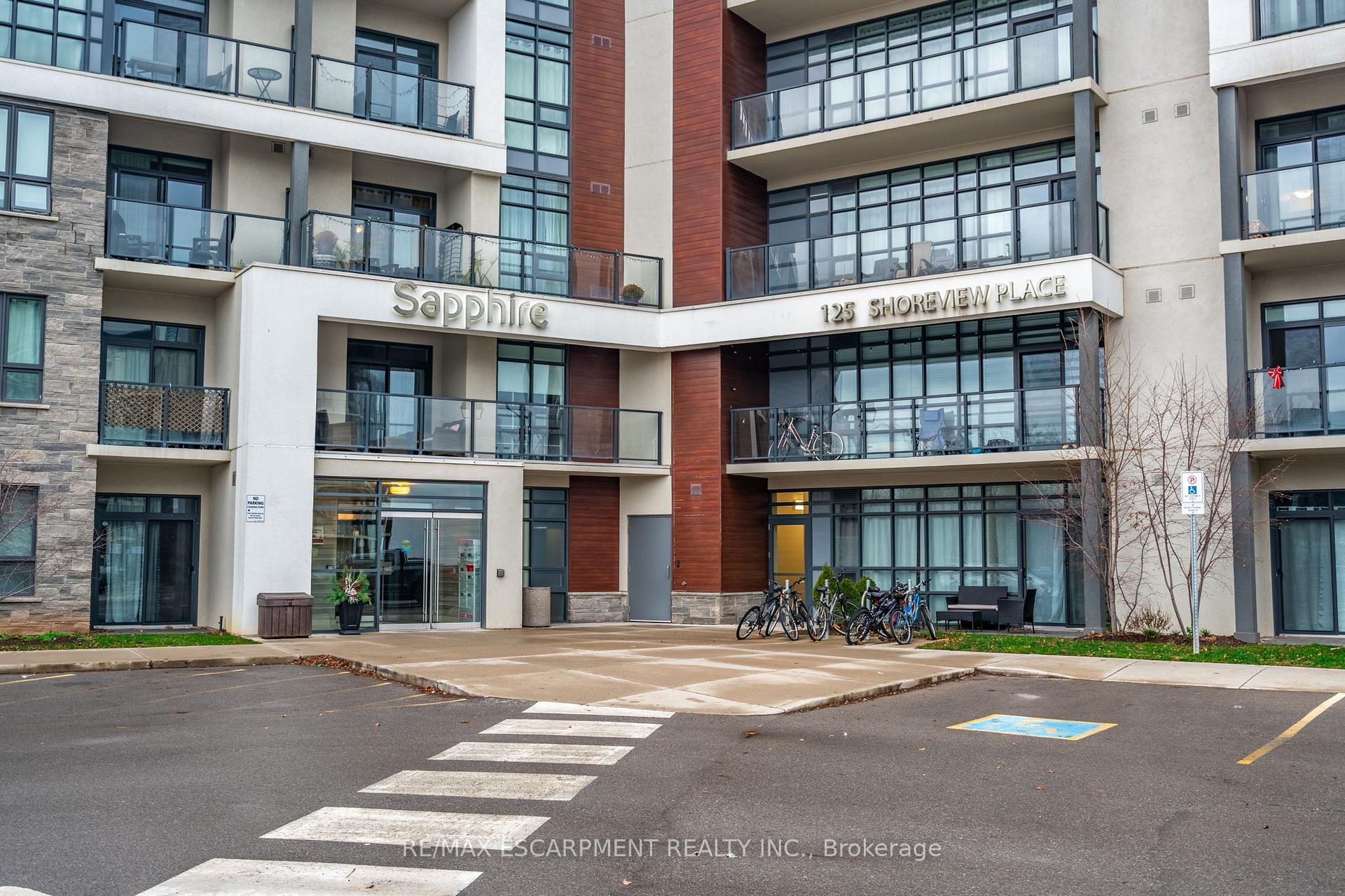 Front of Unit 205, 125 Shoreview Place