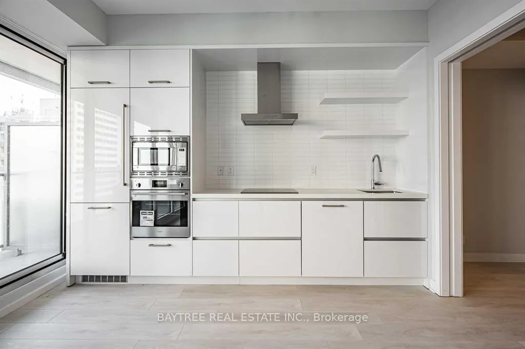 Photo 2 of Unit 1401, 2221 Yonge Street, Toronto, Mount Pleasant West — HOMEH