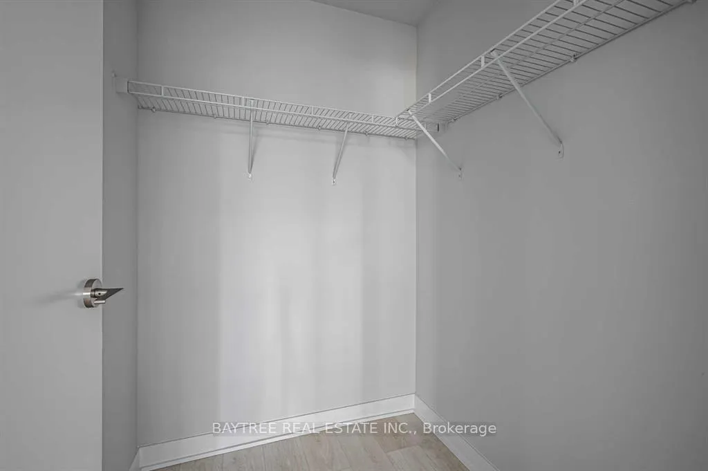 Photo 13 of Unit 1401, 2221 Yonge Street, Toronto, Mount Pleasant West — HOMEH