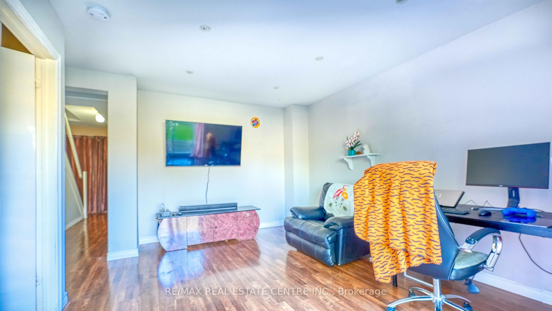 Photo 32 of Unit 12, 1945 Denmar Road, Pickering, Village East — HOMEH
