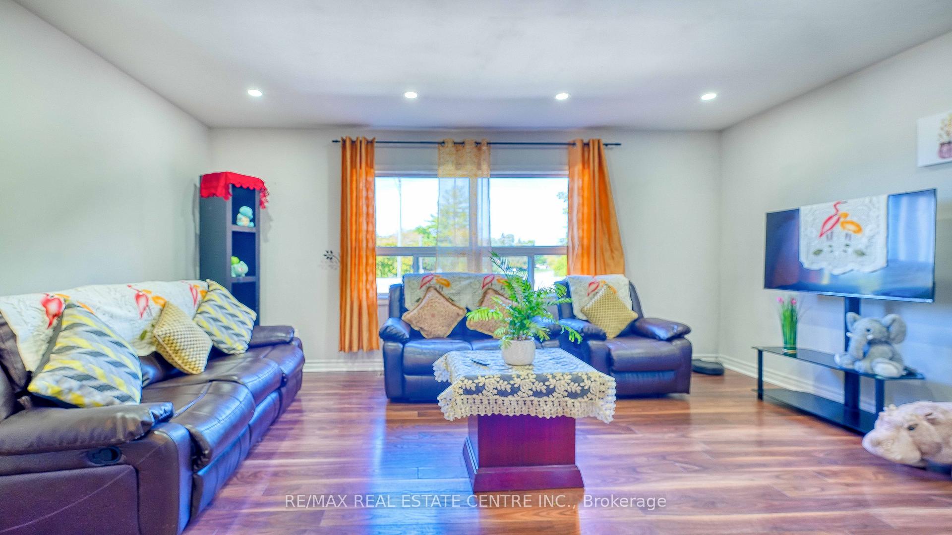Photo 50 of Unit 12, 1945 Denmar Road, Pickering, Village East — HOMEH