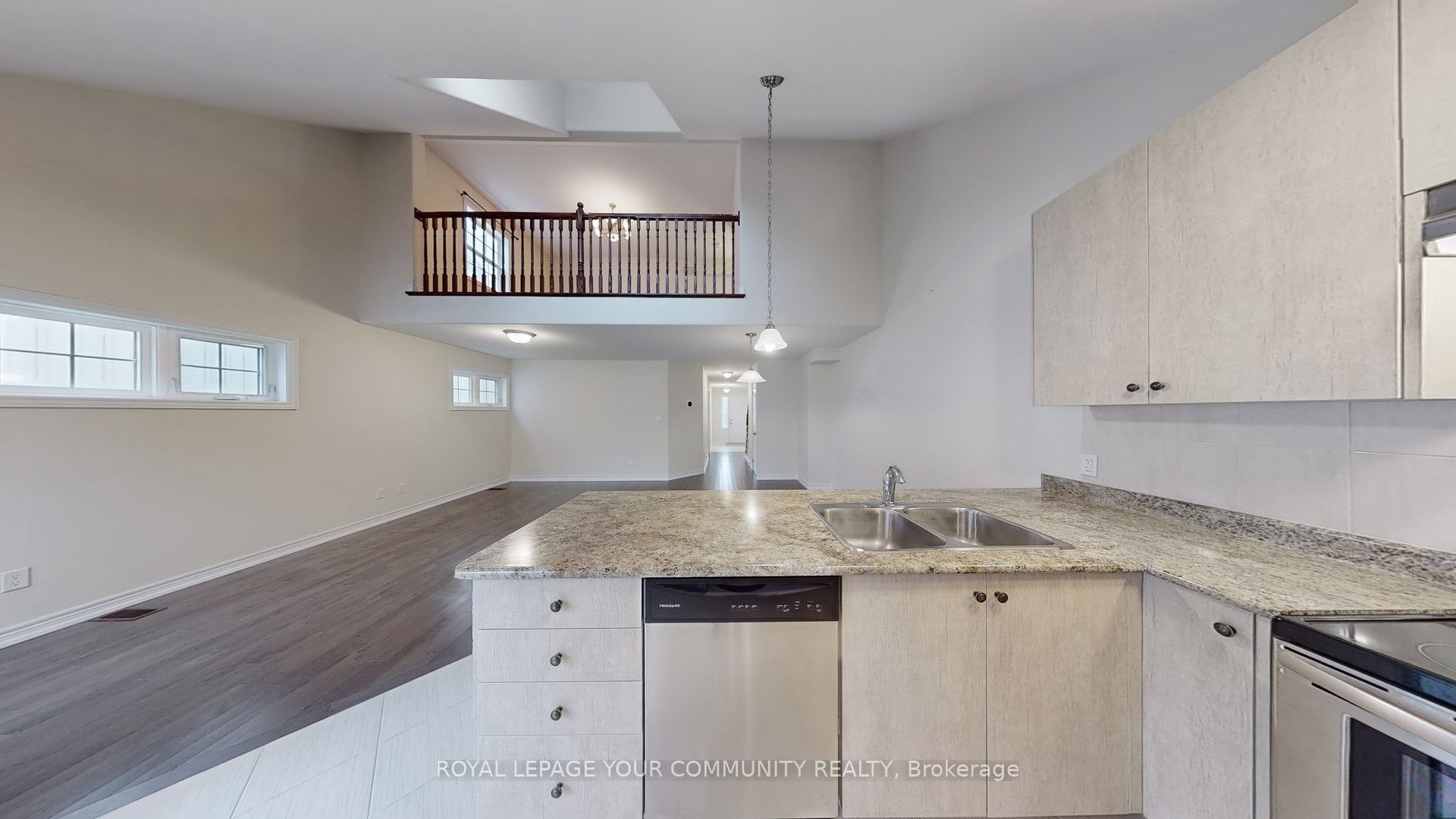 Photo 53 of 606 Haylook Gardens, Peterborough, Northcrest Ward 5 — HOMEH