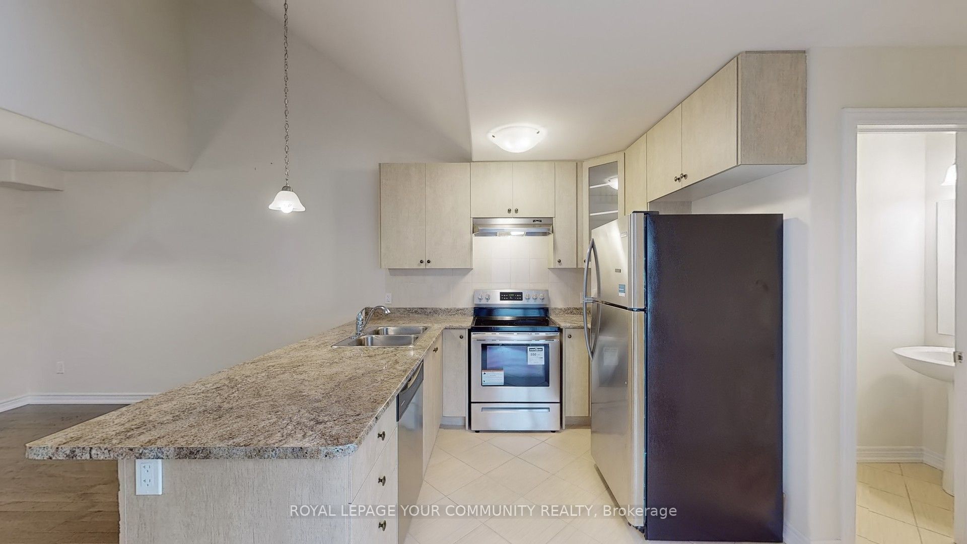 Photo 52 of 606 Haylook Gardens, Peterborough, Northcrest Ward 5 — HOMEH