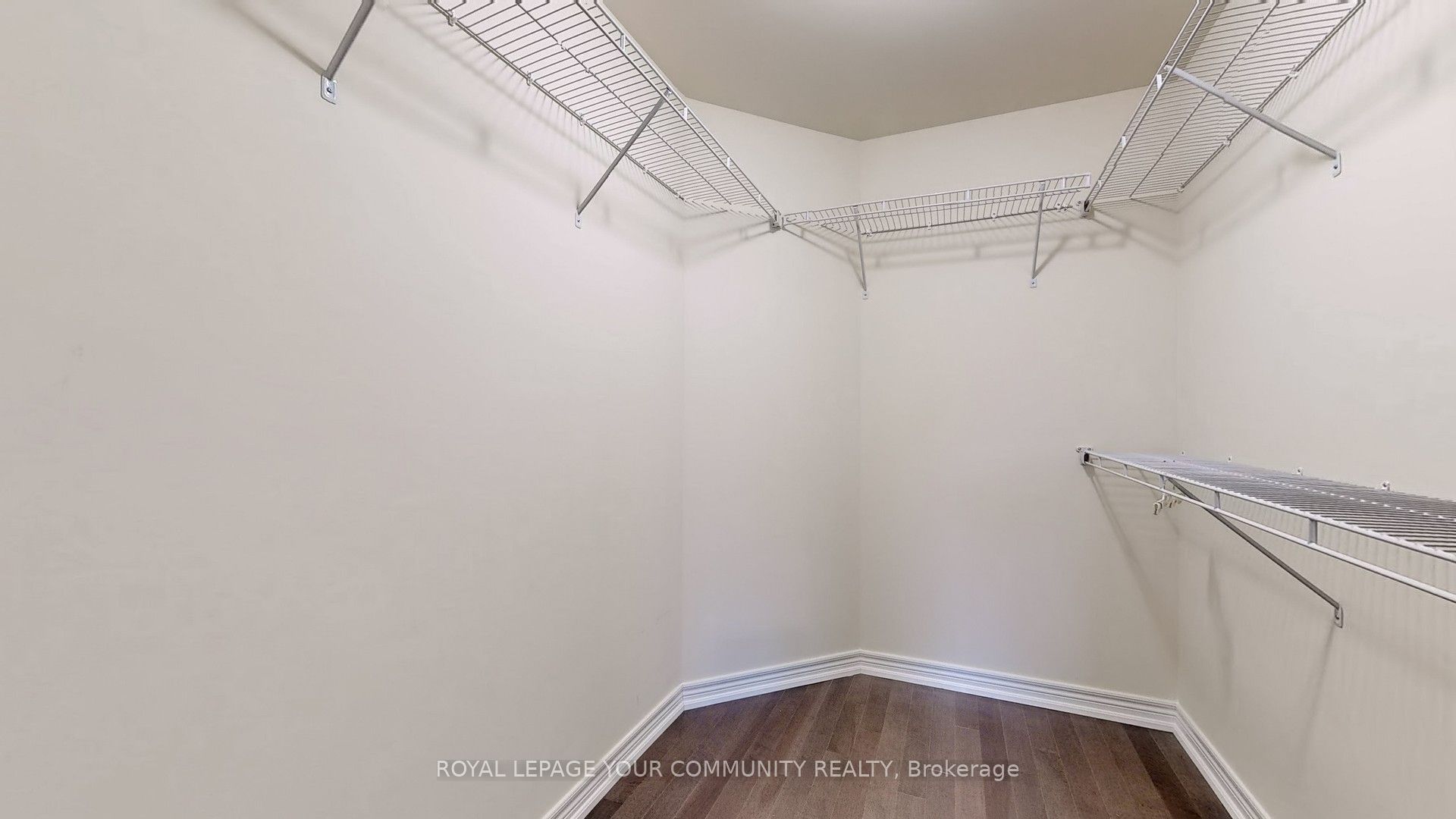 Photo 57 of 606 Haylook Gardens, Peterborough, Northcrest Ward 5 — HOMEH