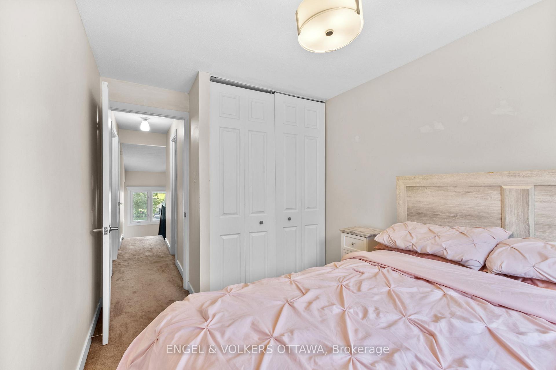 Photo 21 of 42D Benlea Drive, Ottawa, Tanglewood — HOMEH