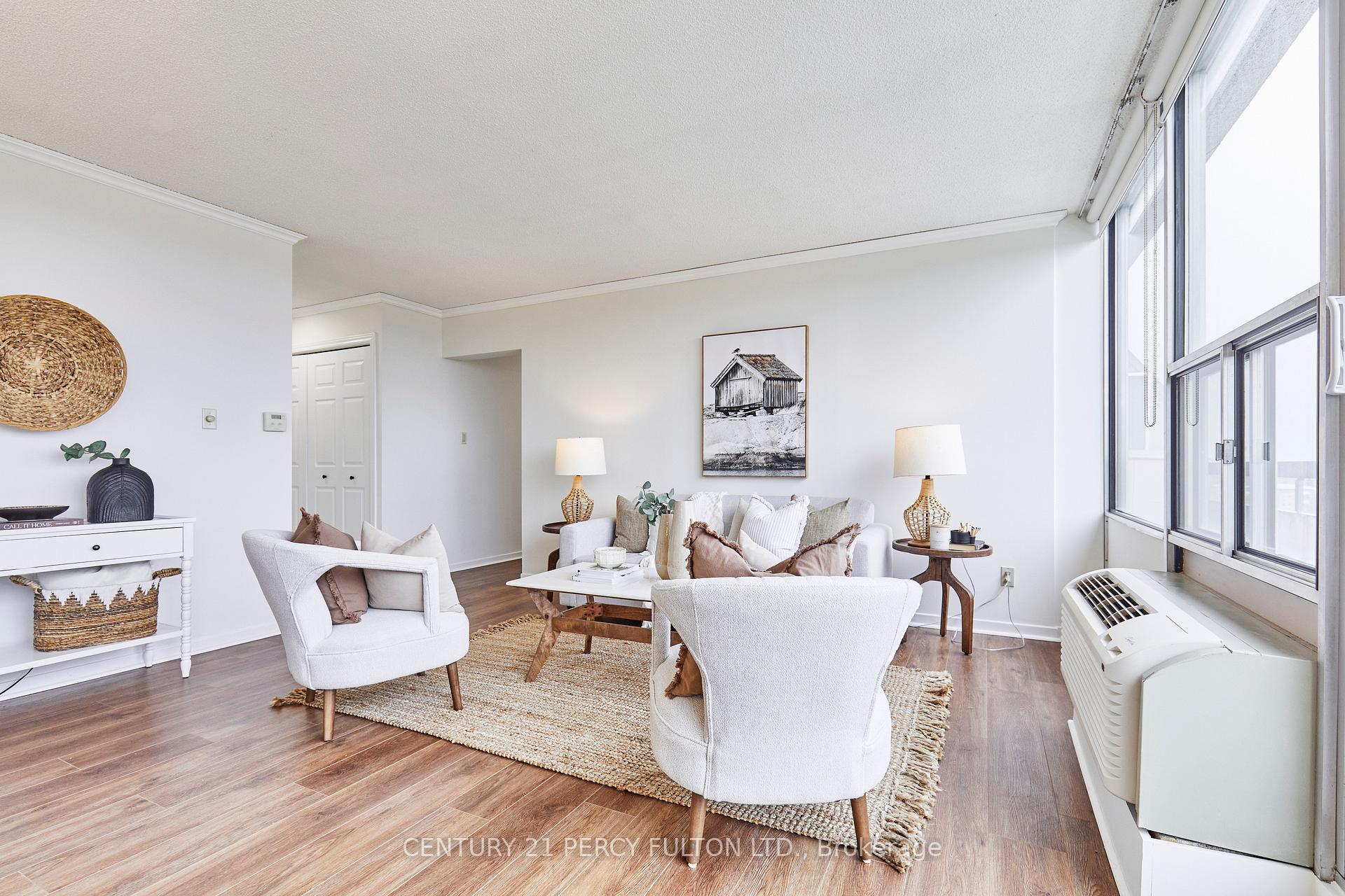 Photo 7 of Unit PH12, 55 William Street E, Oshawa, O'Neill — HOMEH