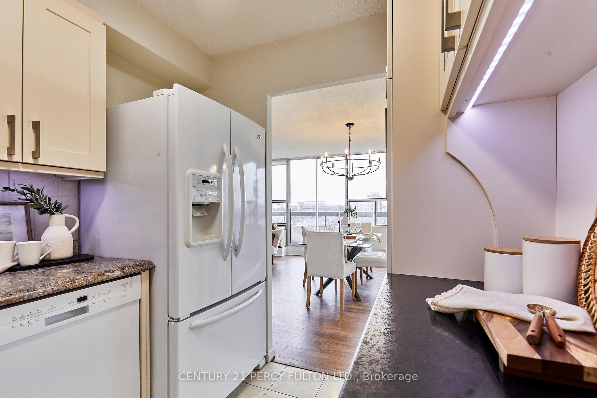 Photo 13 of Unit PH12, 55 William Street E, Oshawa, O'Neill — HOMEH