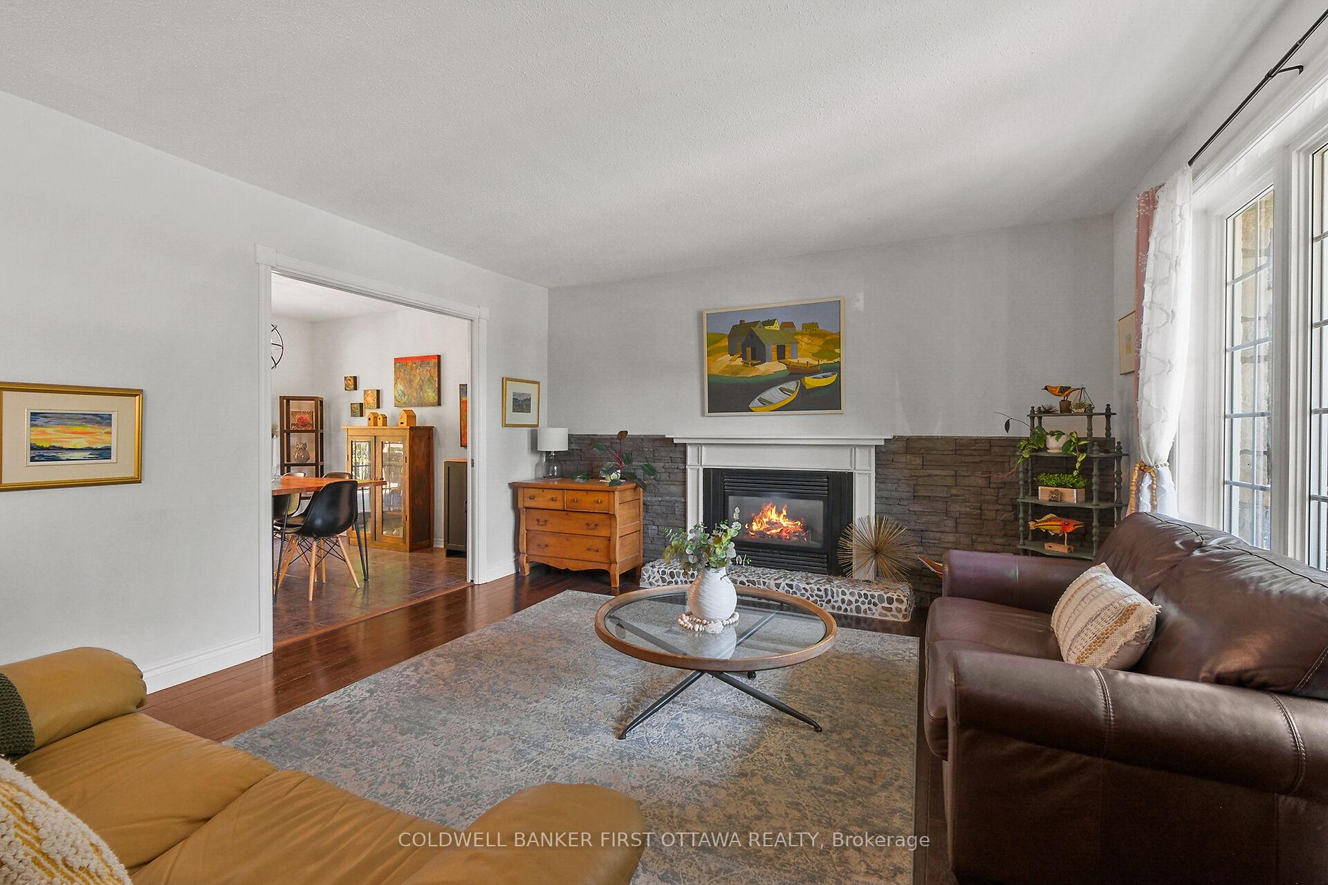 Photo 6 of 421 Ferrill Crescent, Carleton Place — HOMEH