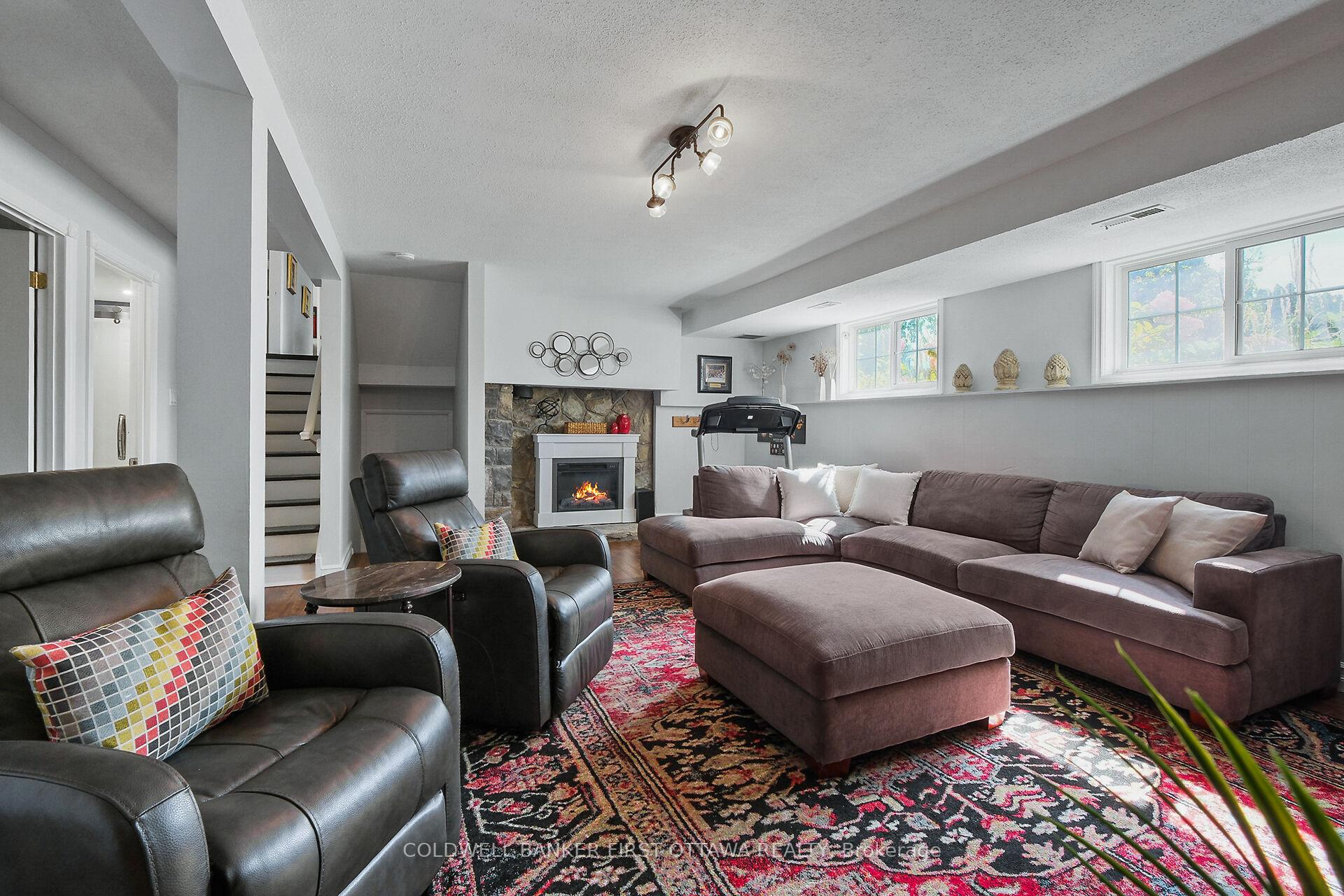 Photo 20 of 421 Ferrill Crescent, Carleton Place — HOMEH