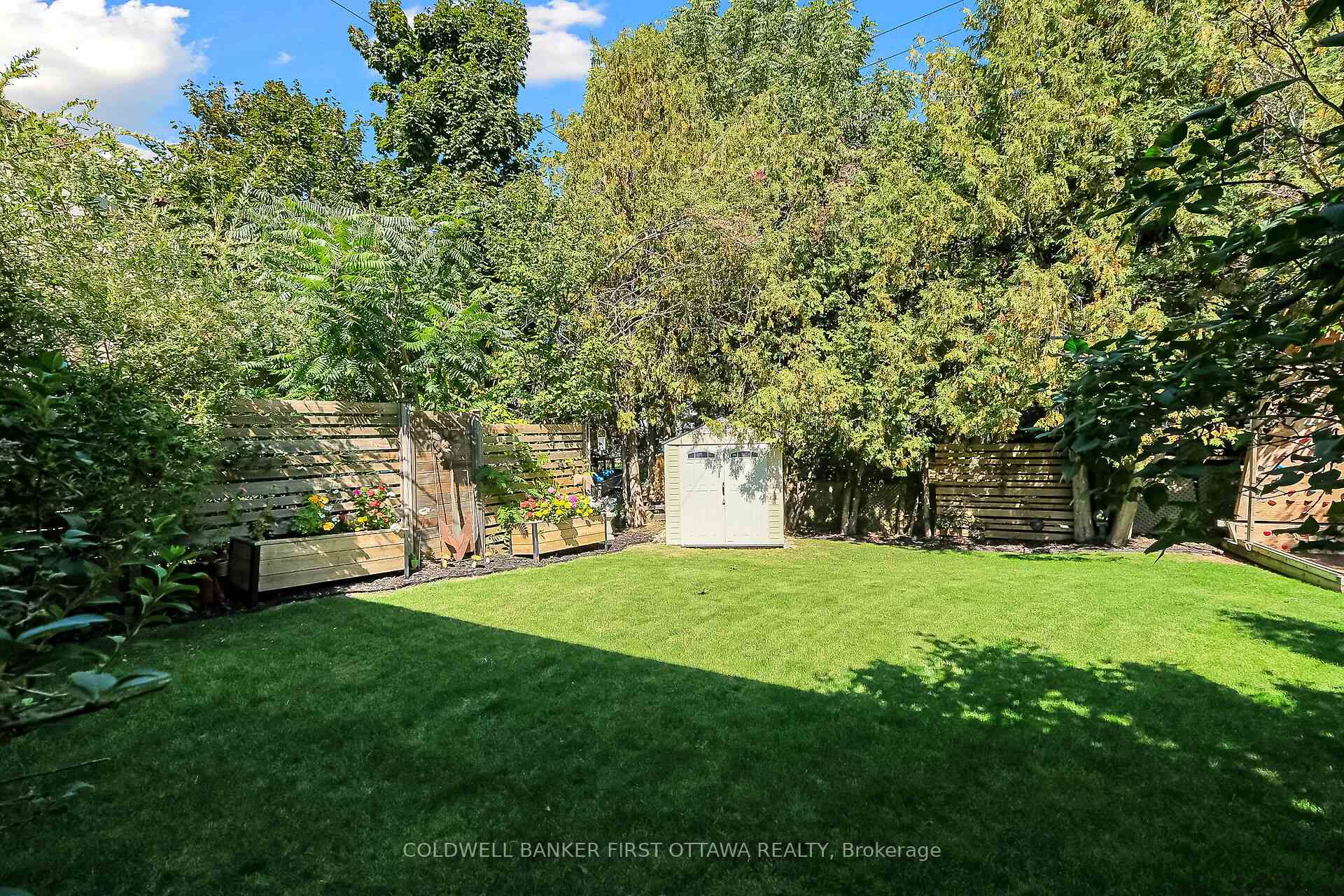 Photo 35 of 421 Ferrill Crescent, Carleton Place — HOMEH