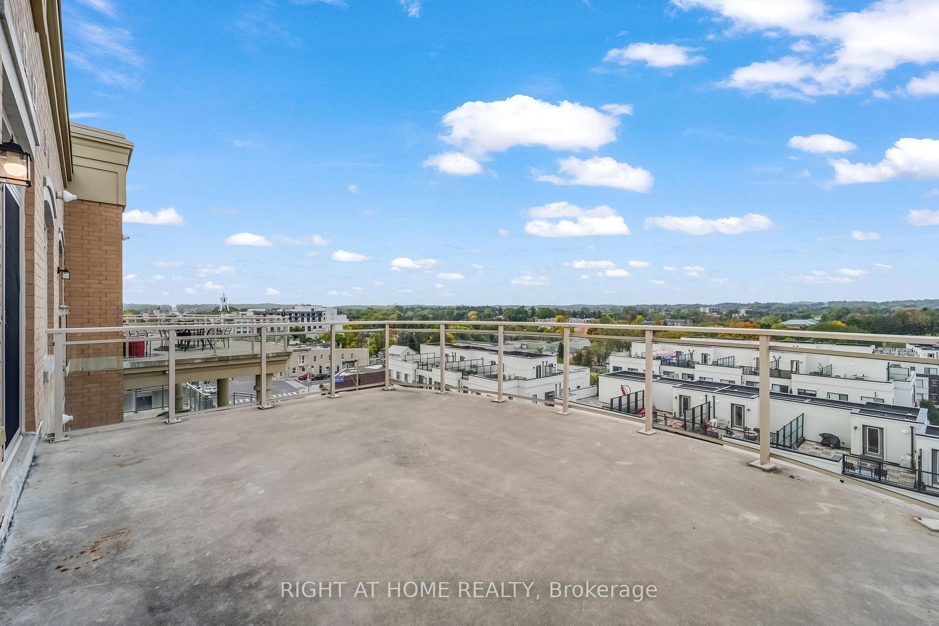 Photo 23 of Unit 704A, 15277 Yonge Street, Aurora, Aurora Village — HOMEH