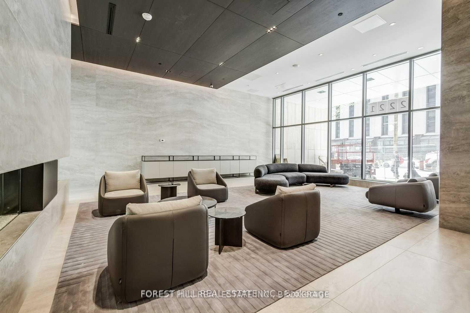 Photo 4 of Unit 5406, 2221 Yonge Street, Toronto, Mount Pleasant West — HOMEH