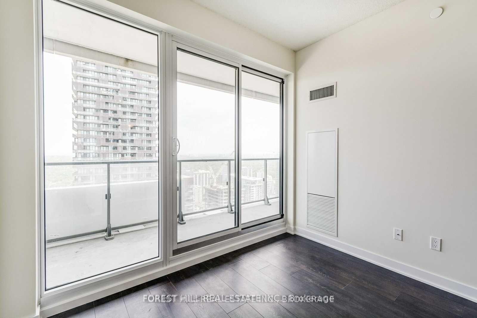 Photo 16 of Unit 5406, 2221 Yonge Street, Toronto, Mount Pleasant West — HOMEH