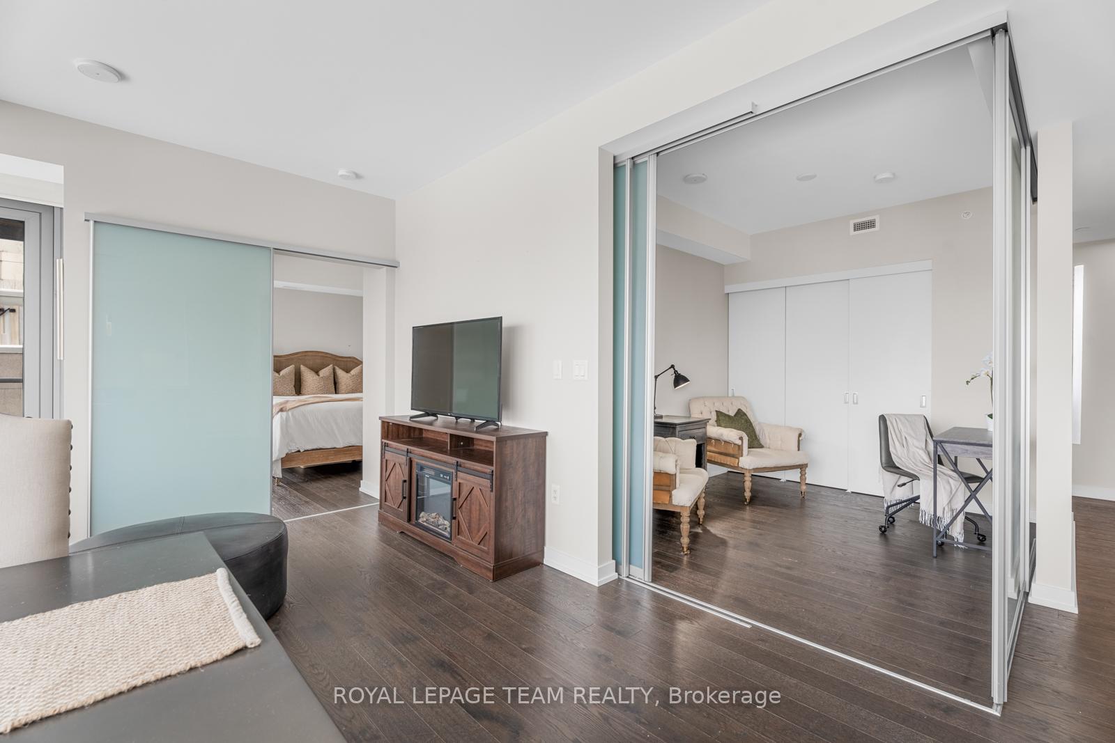 Photo 14 of Unit 1007, 101 Queen Street, Ottawa, Ottawa Centre — HOMEH