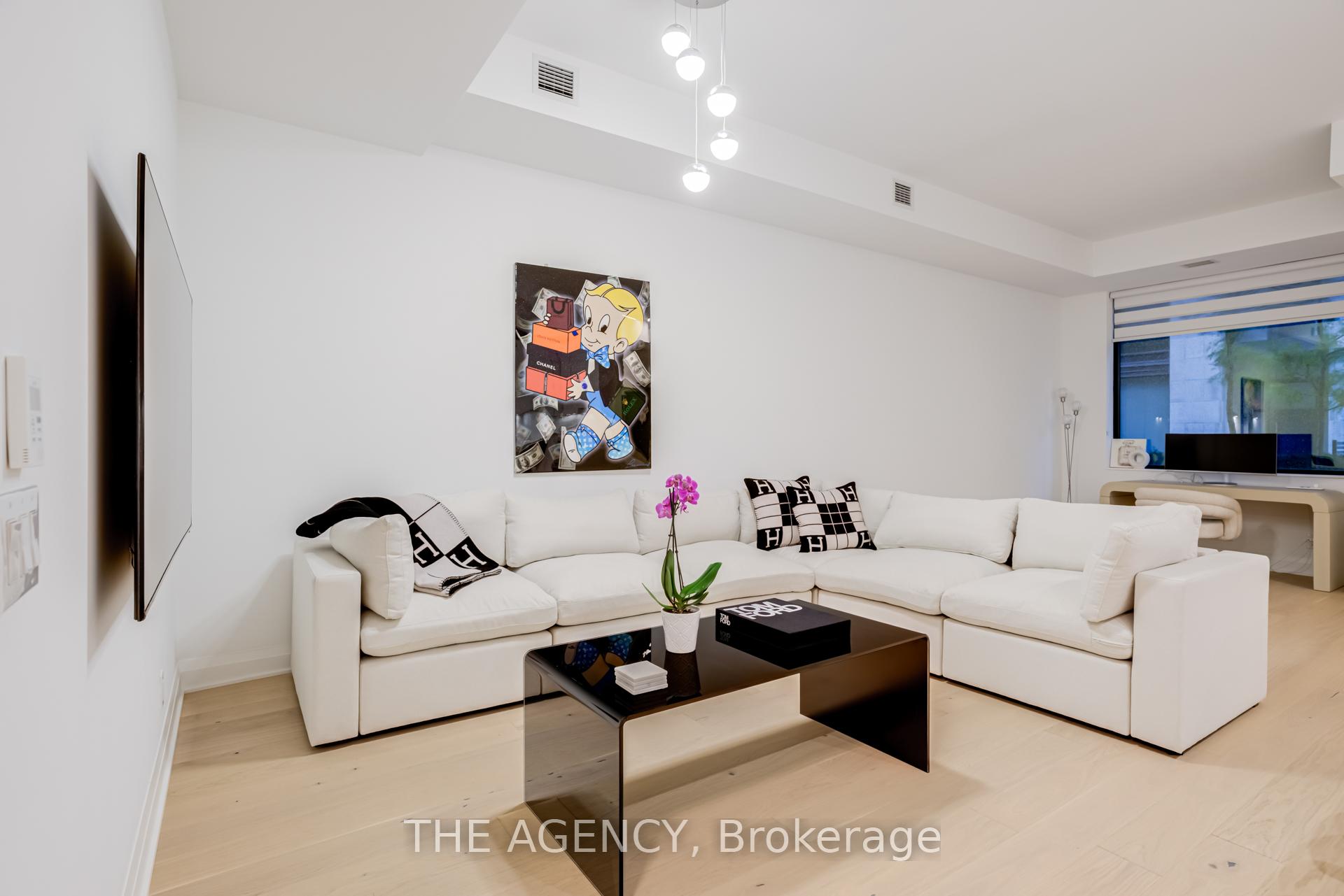 Photo 2 of Unit TH05, 33 Frederick Todd Way, Toronto, Thorncliffe Park — HOMEH
