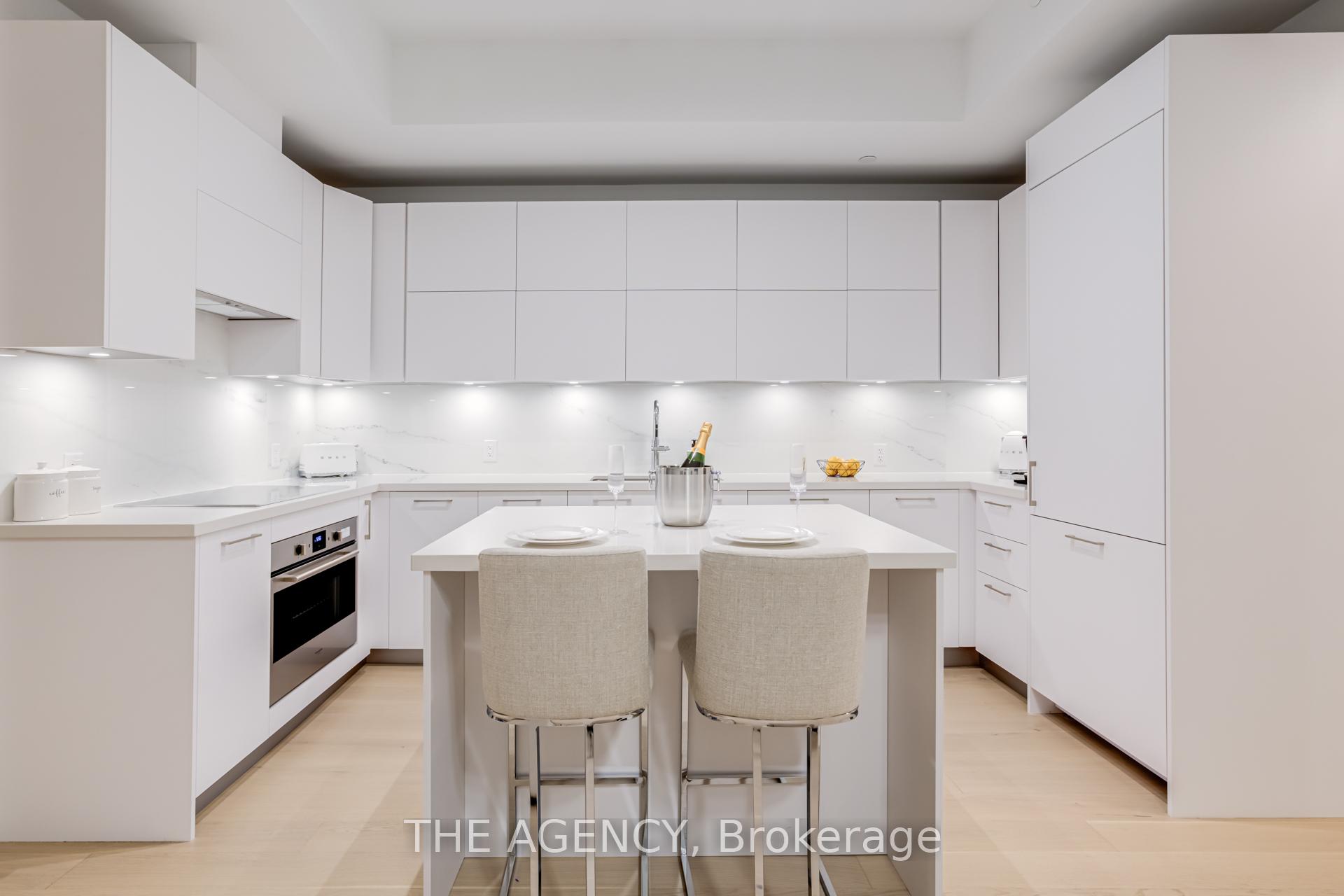 Photo 3 of Unit TH05, 33 Frederick Todd Way, Toronto, Thorncliffe Park — HOMEH