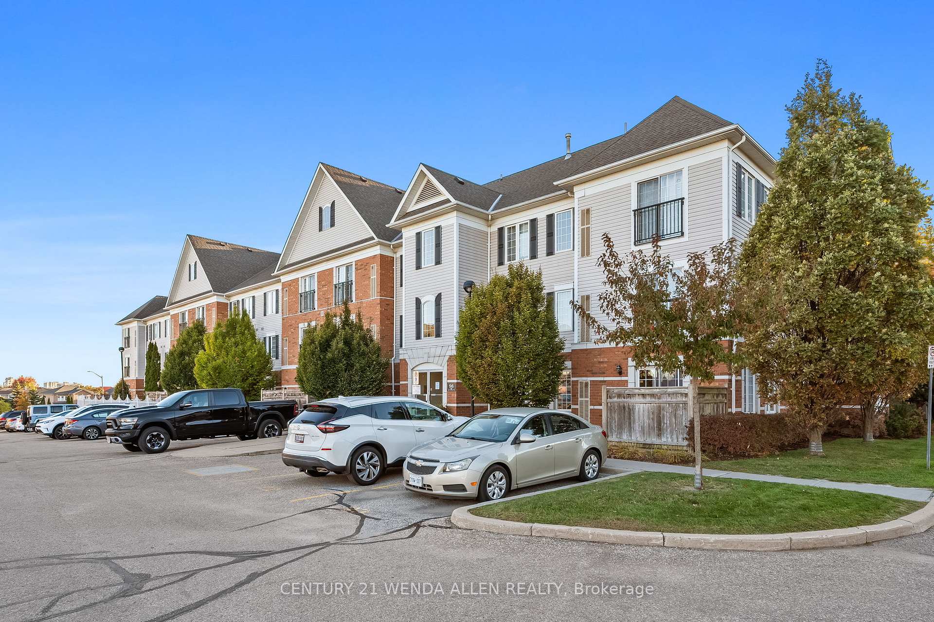 Front of Unit #309, 98 Aspen Spring Drive