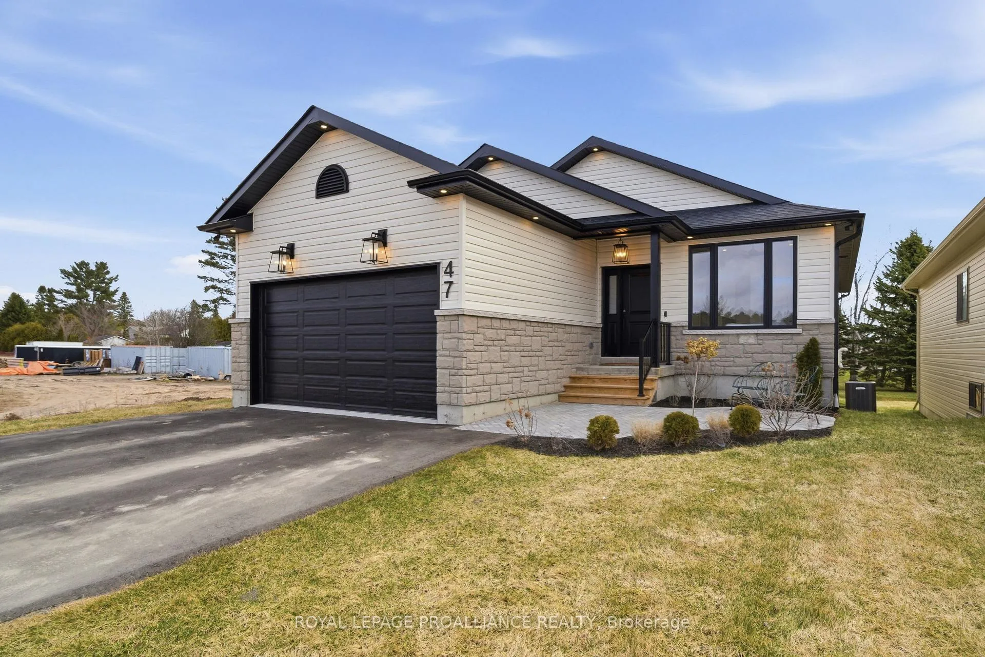 Photo 2 of 47 Clayton John Avenue, Brighton, Rural Brighton — HOMEH