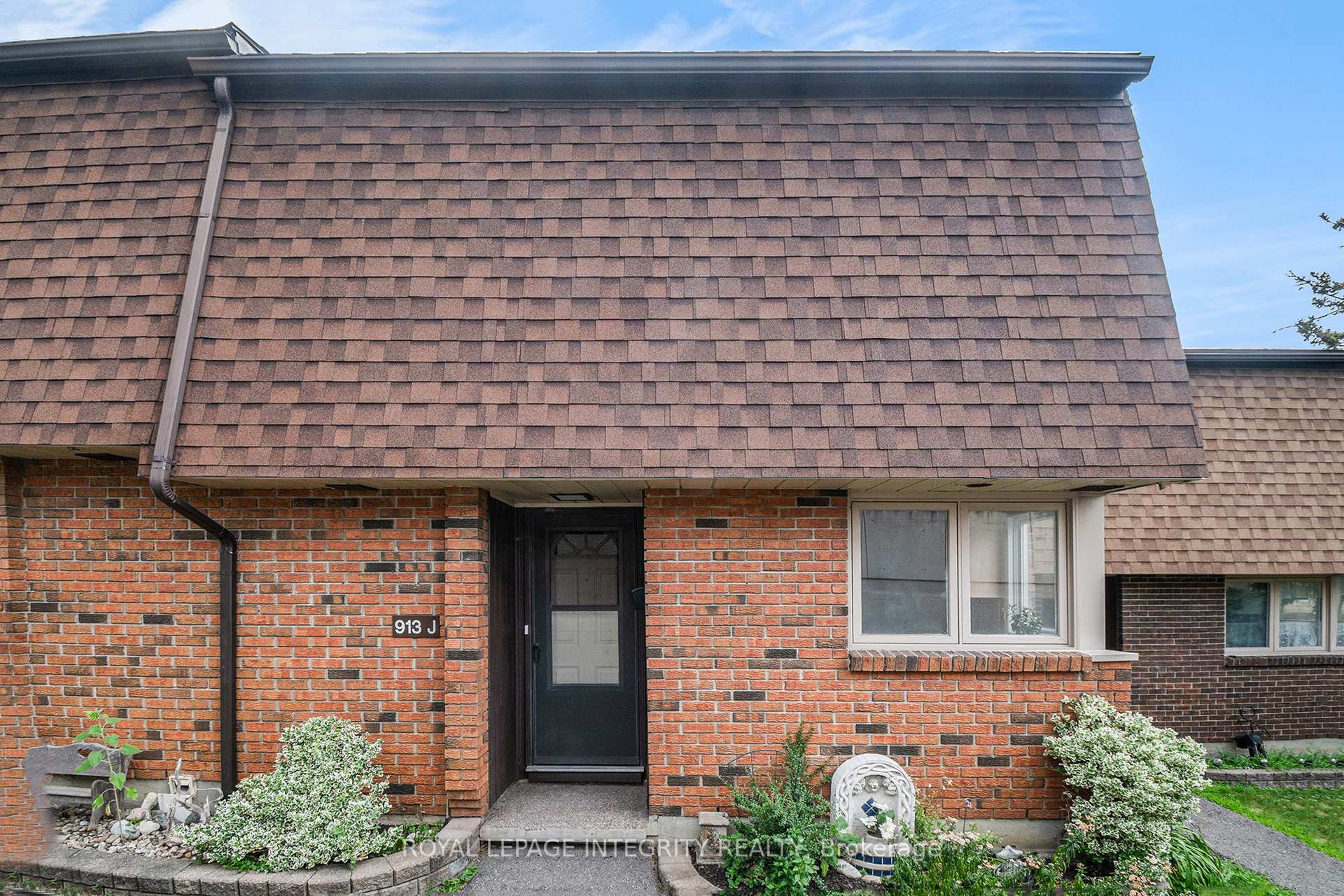 Photo 1 of 913J Elmsmere Road, Ottawa, Beacon Hill South — HOMEH