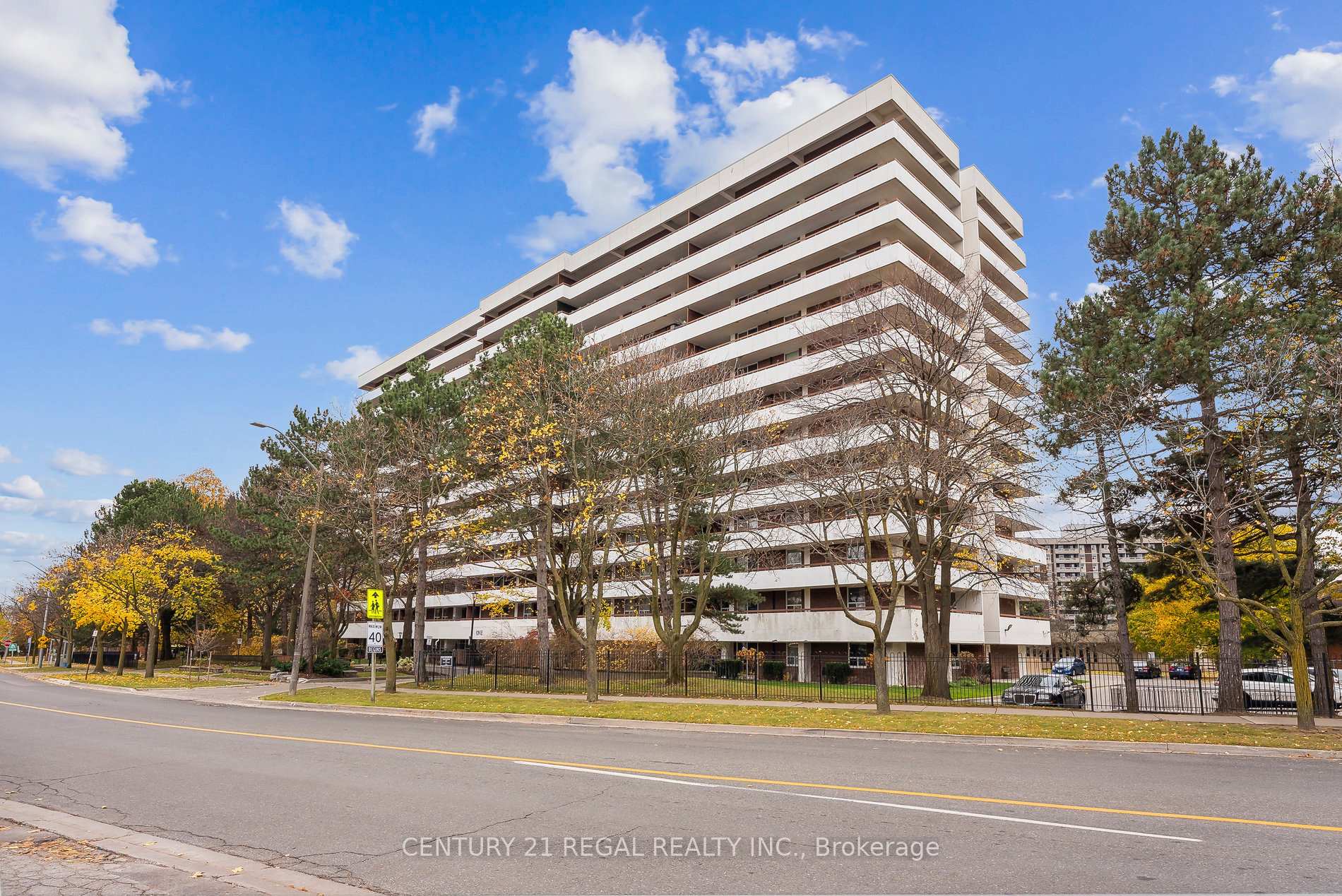 Photo 1 of Unit 703, 1 Royal Orchard Boulevard, Markham, Royal Orchard — HOMEH