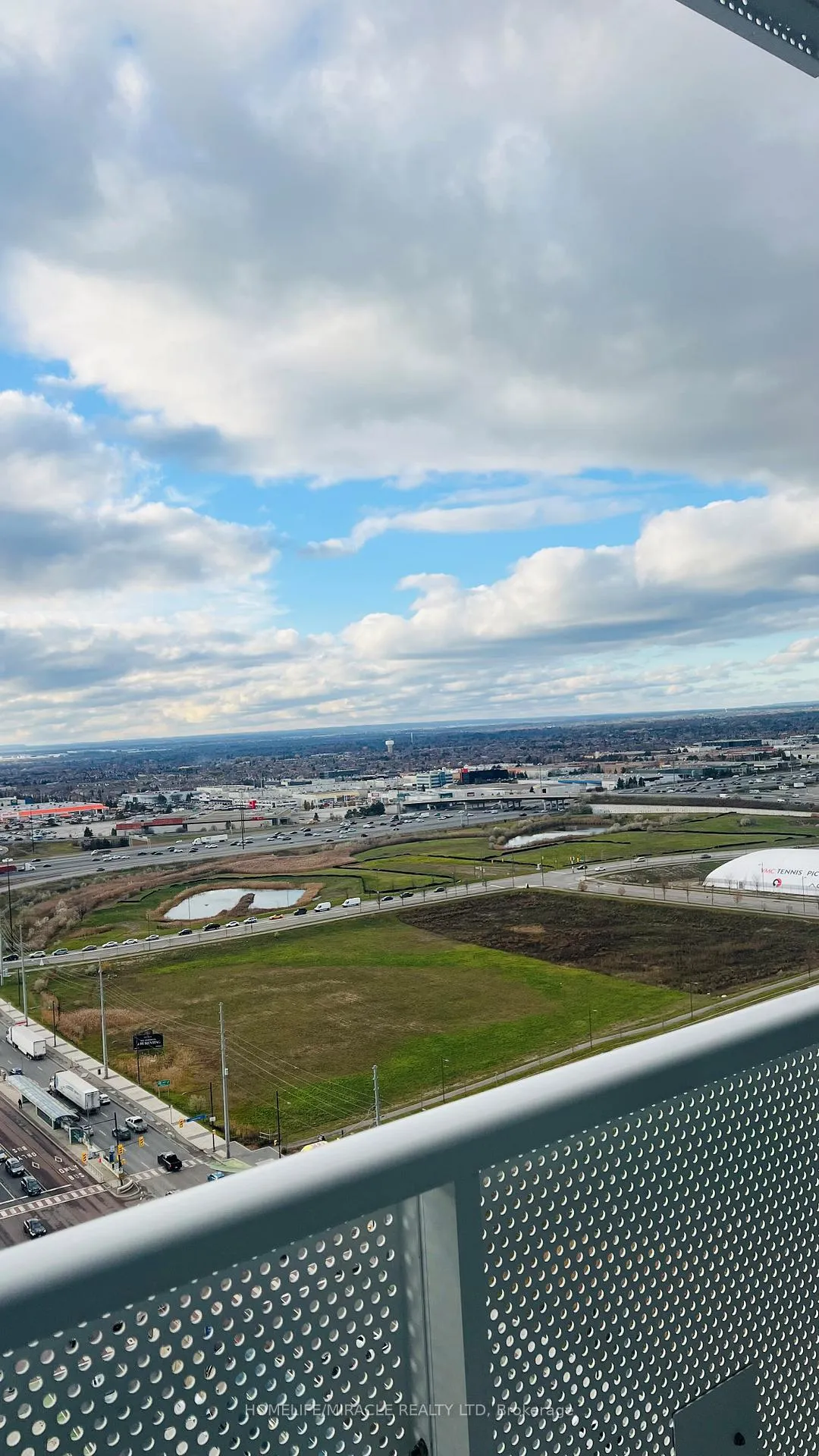 Photo 14 of Unit 2301, 8 Interchange Way, Vaughan, Vaughan Corporate Centre — HOMEH