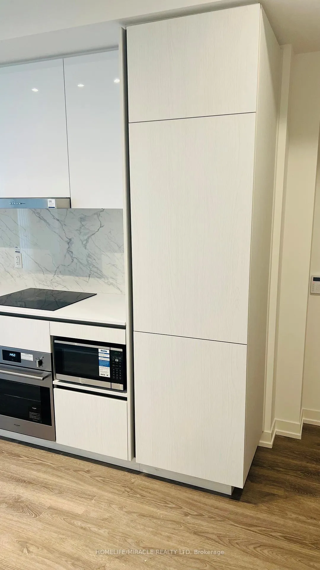 Photo 24 of Unit 2301, 8 Interchange Way, Vaughan, Vaughan Corporate Centre — HOMEH