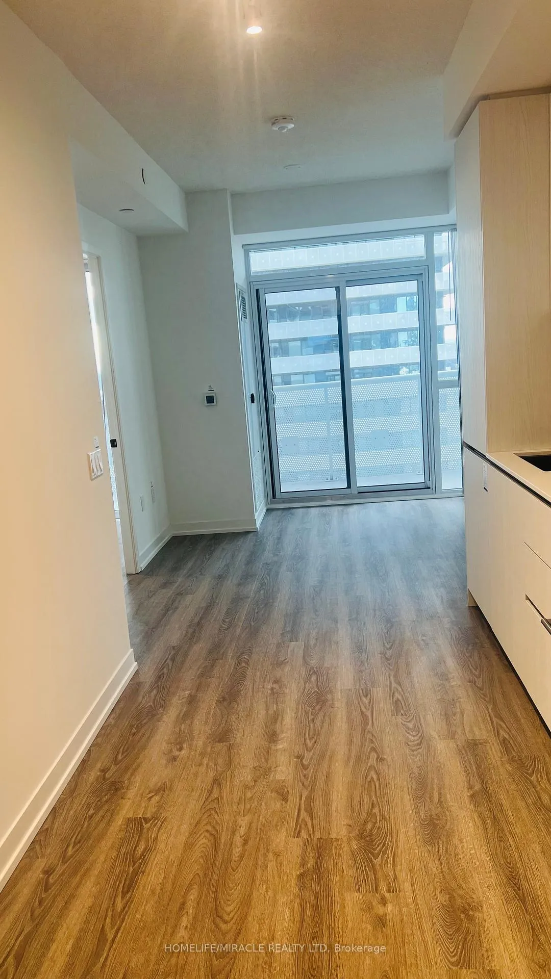 Photo 27 of Unit 2301, 8 Interchange Way, Vaughan, Vaughan Corporate Centre — HOMEH