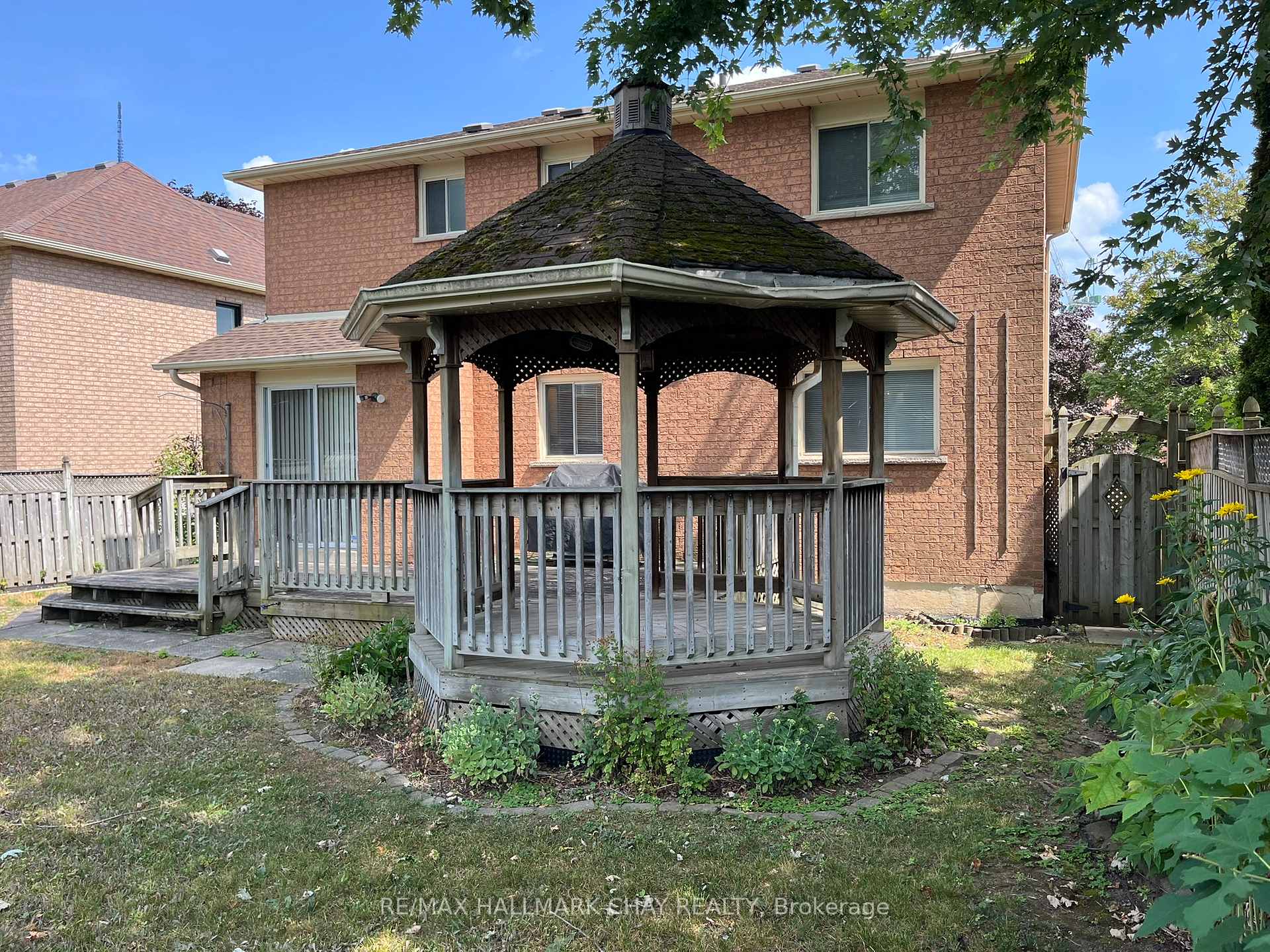 Photo 29 of 22 Stroud Place, Barrie, Holly — HOMEH