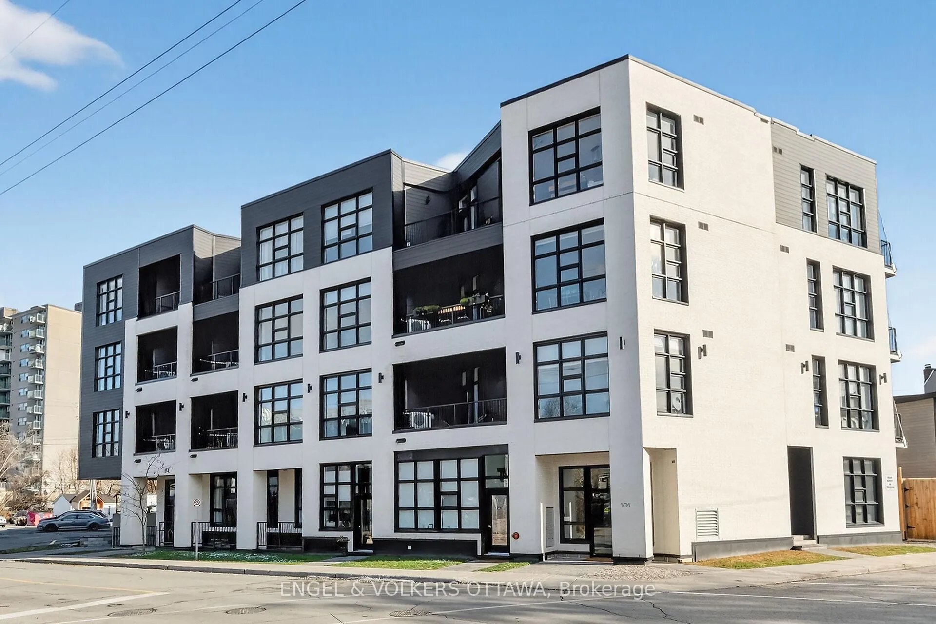 Front of Unit 105, 101 Pinhey Street