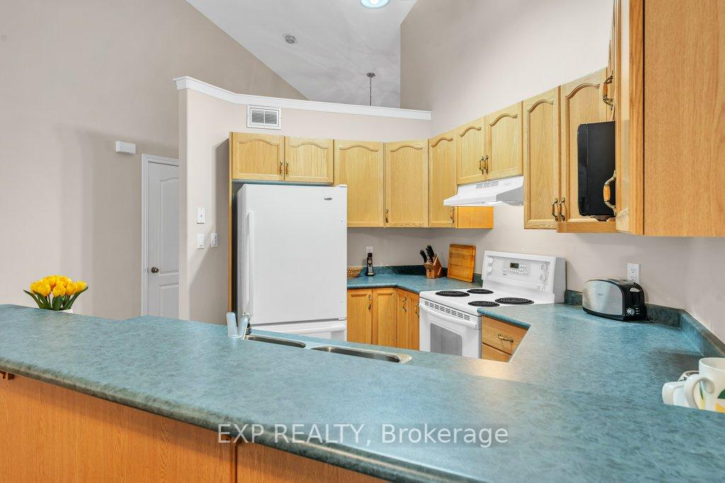 Photo 9 of Unit 21, 25 Heartwood Drive, Belleville, Belleville Ward — HOMEH