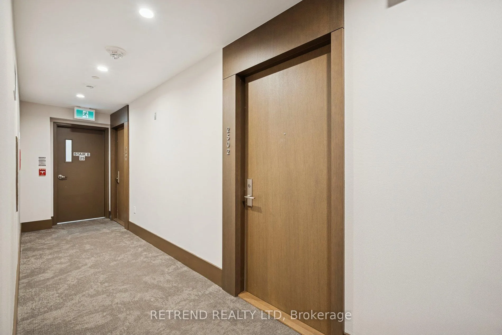 Photo 5 of Unit 2502, 39 Roehampton Avenue, Toronto, Mount Pleasant West — HOMEH