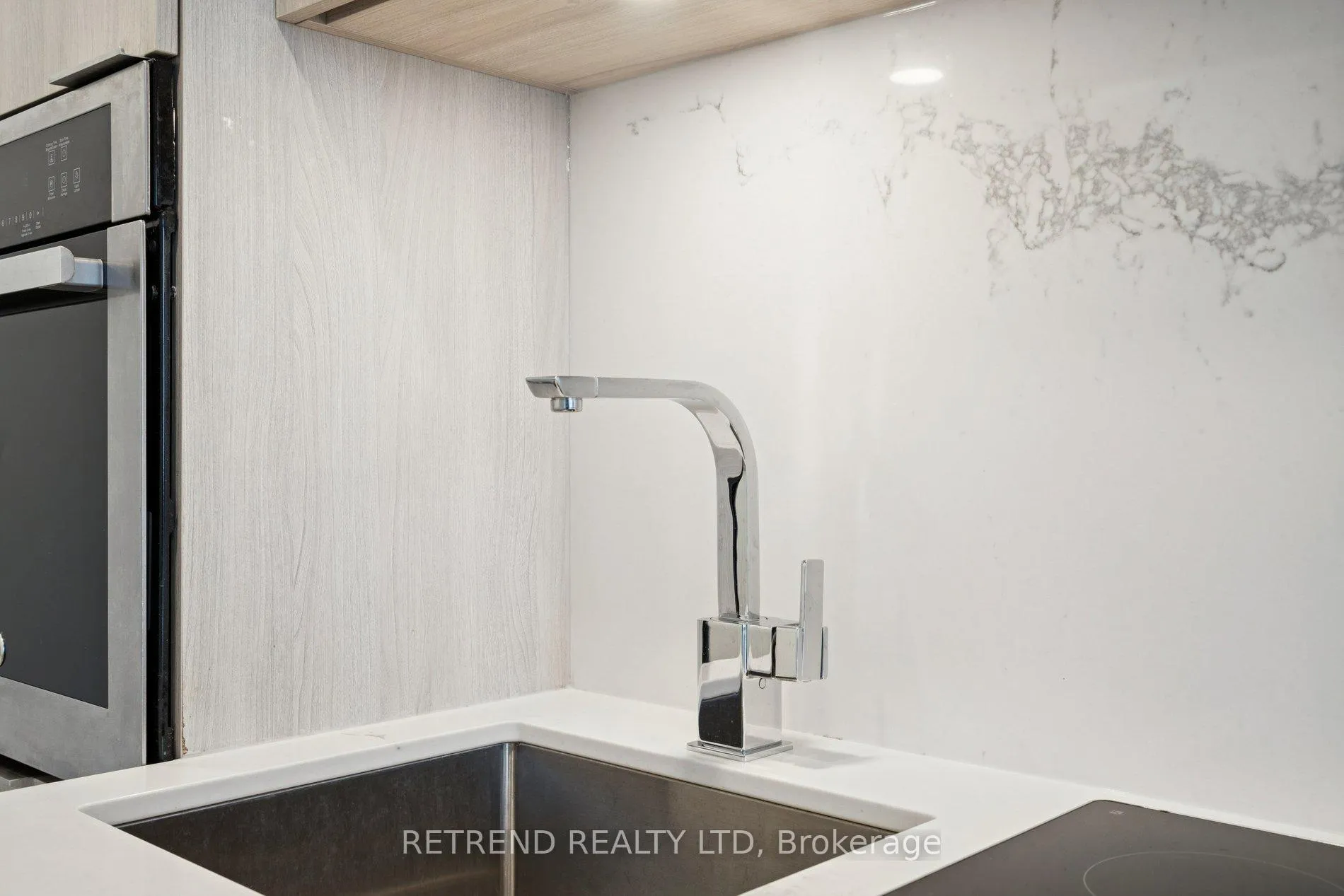 Photo 18 of Unit 2502, 39 Roehampton Avenue, Toronto, Mount Pleasant West — HOMEH