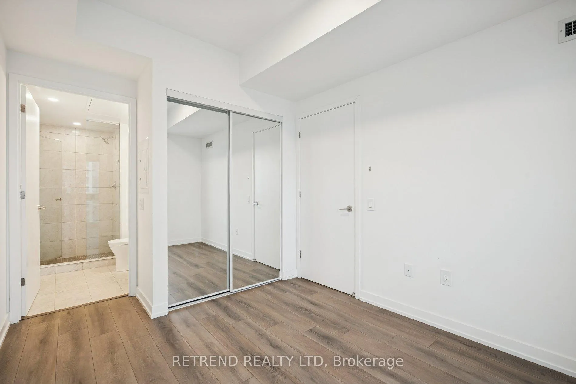 Photo 33 of Unit 2502, 39 Roehampton Avenue, Toronto, Mount Pleasant West — HOMEH