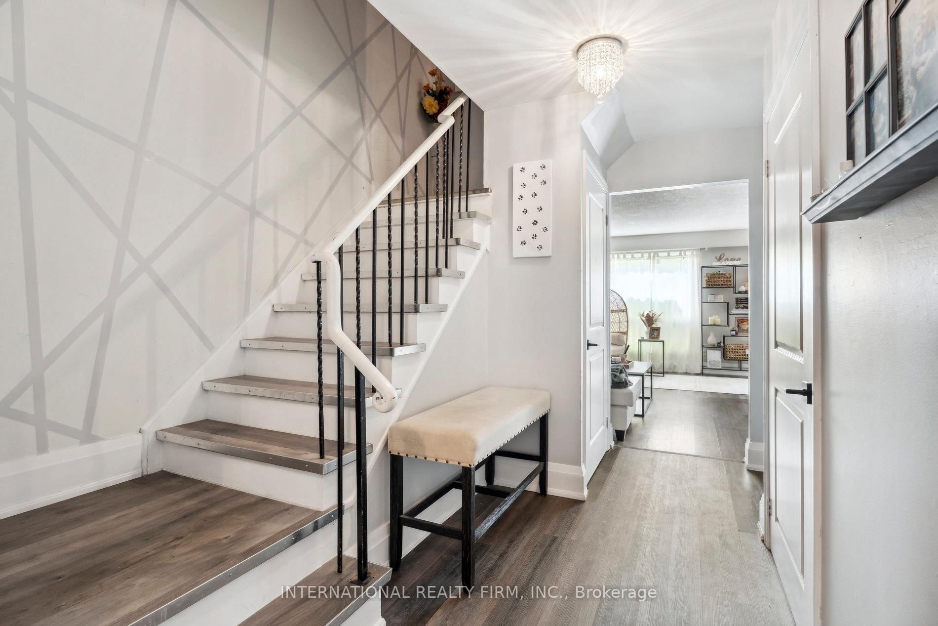 Photo 24 of Unit 3, 2 Bernick Drive, Barrie, Grove East — HOMEH