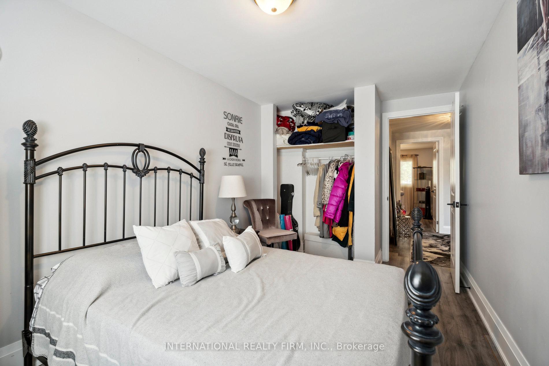 Photo 37 of Unit 3, 2 Bernick Drive, Barrie, Grove East — HOMEH