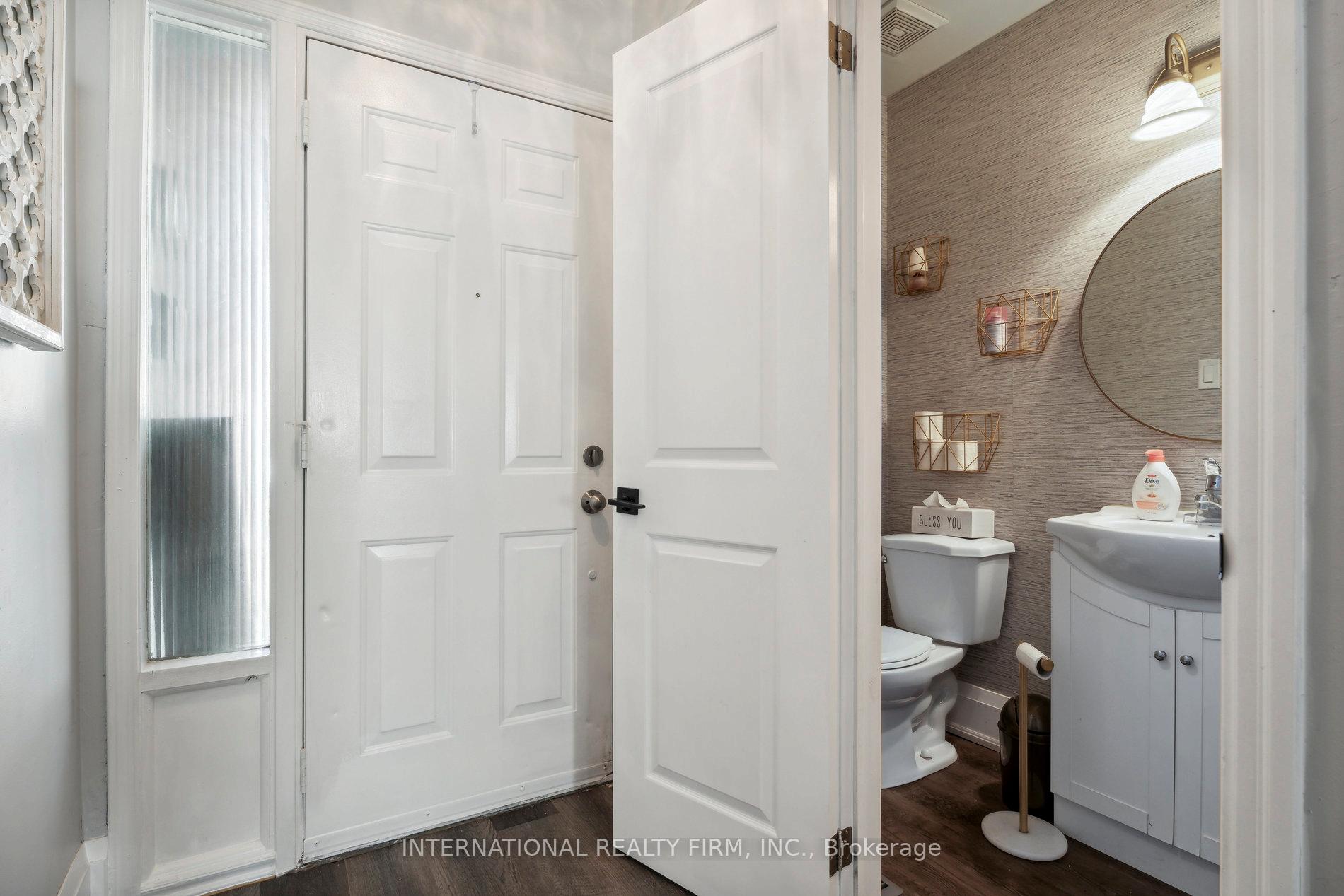 Photo 4 of Unit 3, 2 Bernick Drive, Barrie, Grove East — HOMEH