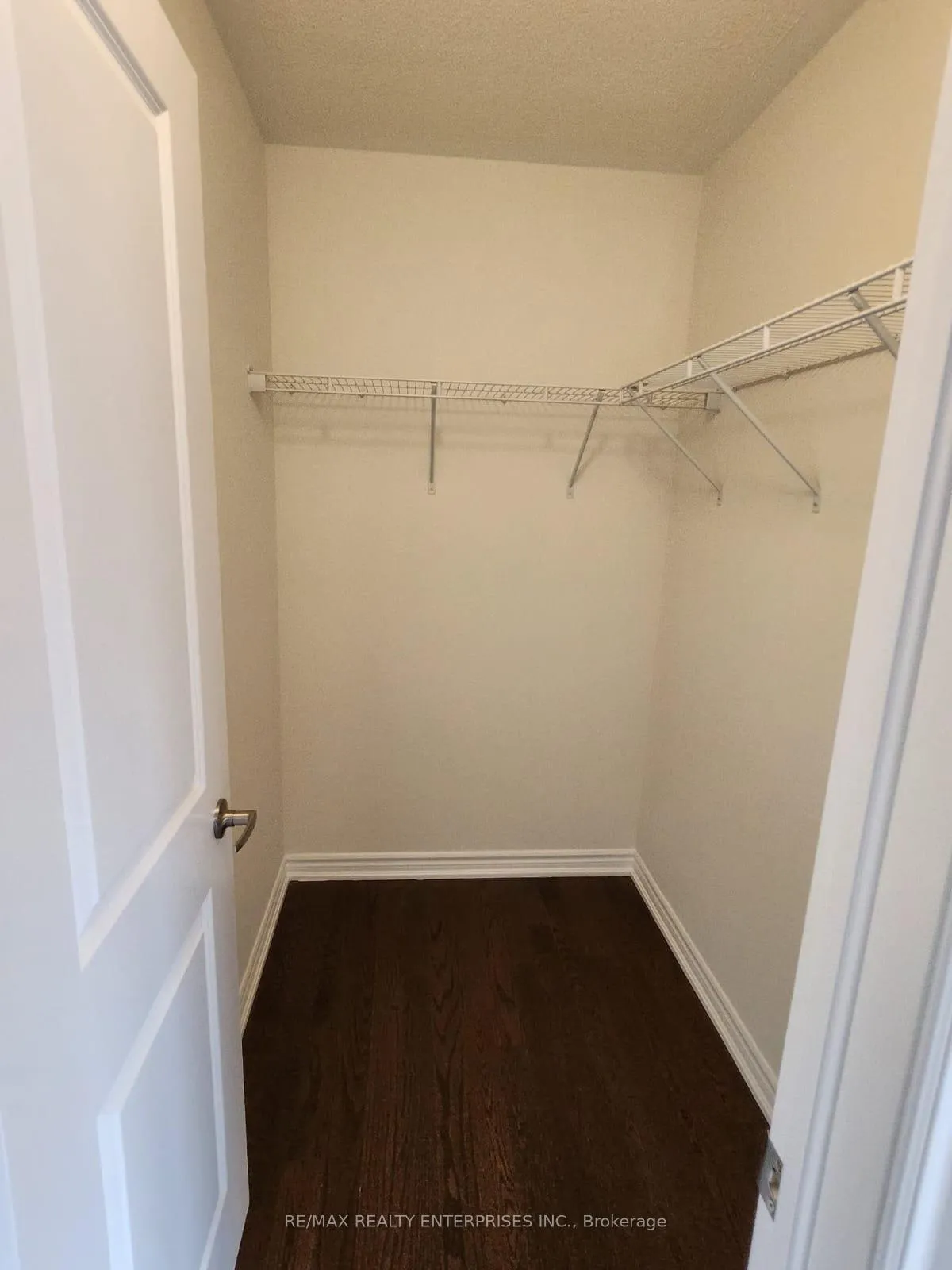 Photo 11 of Unit 1, 140 Nottingham Road, Barrie, Rural Barrie Southeast — HOMEH